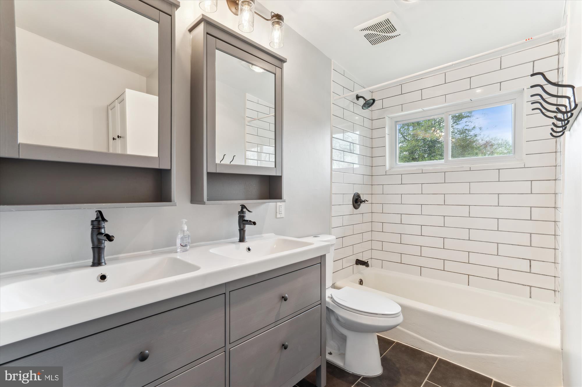 TWINBROOK FOREST - Residential