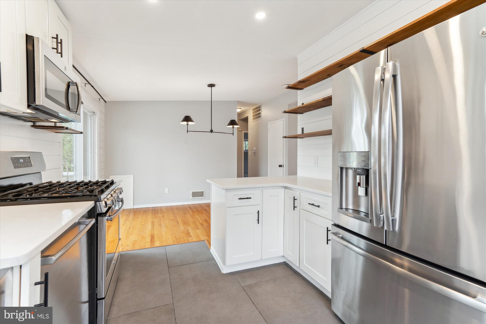 TWINBROOK FOREST - Residential