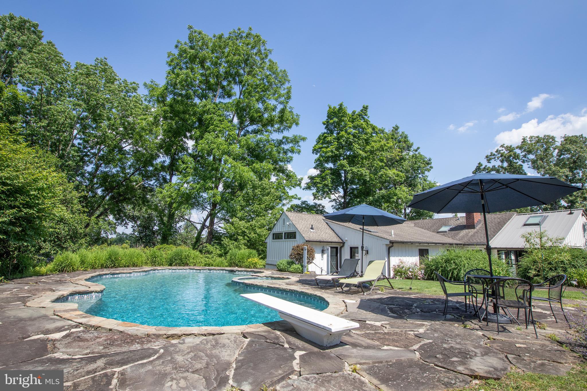 SOLEBURY - Residential