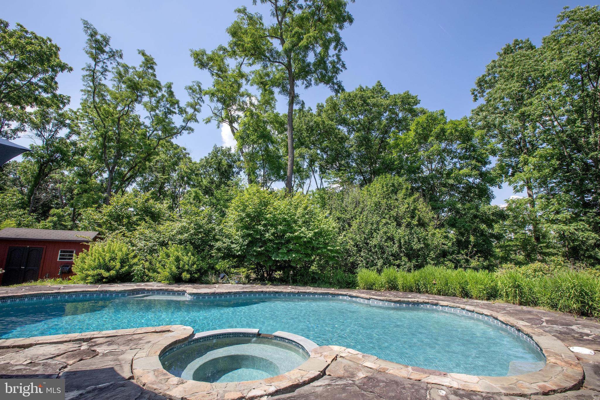 SOLEBURY - Residential