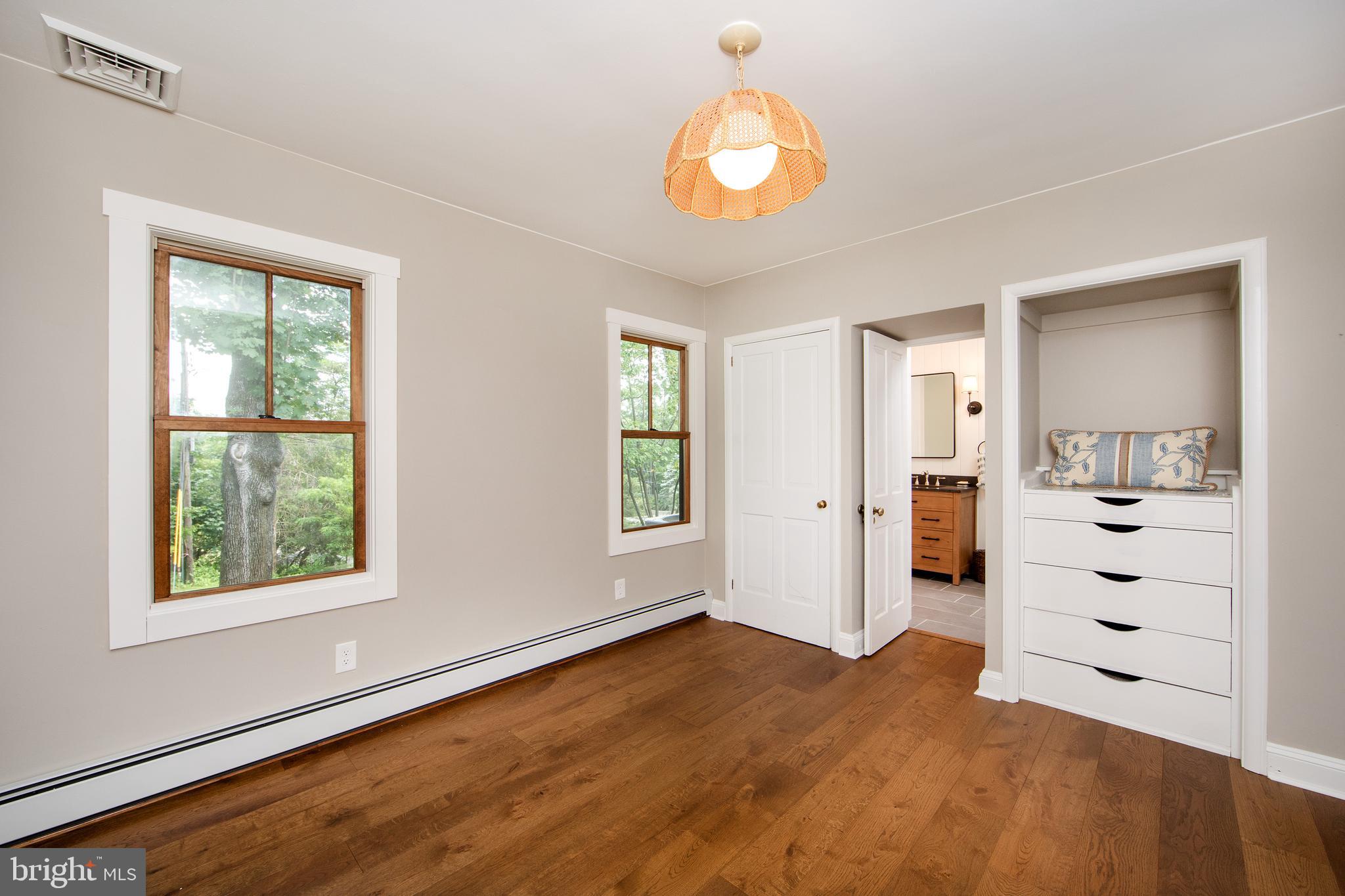 SOLEBURY - Residential