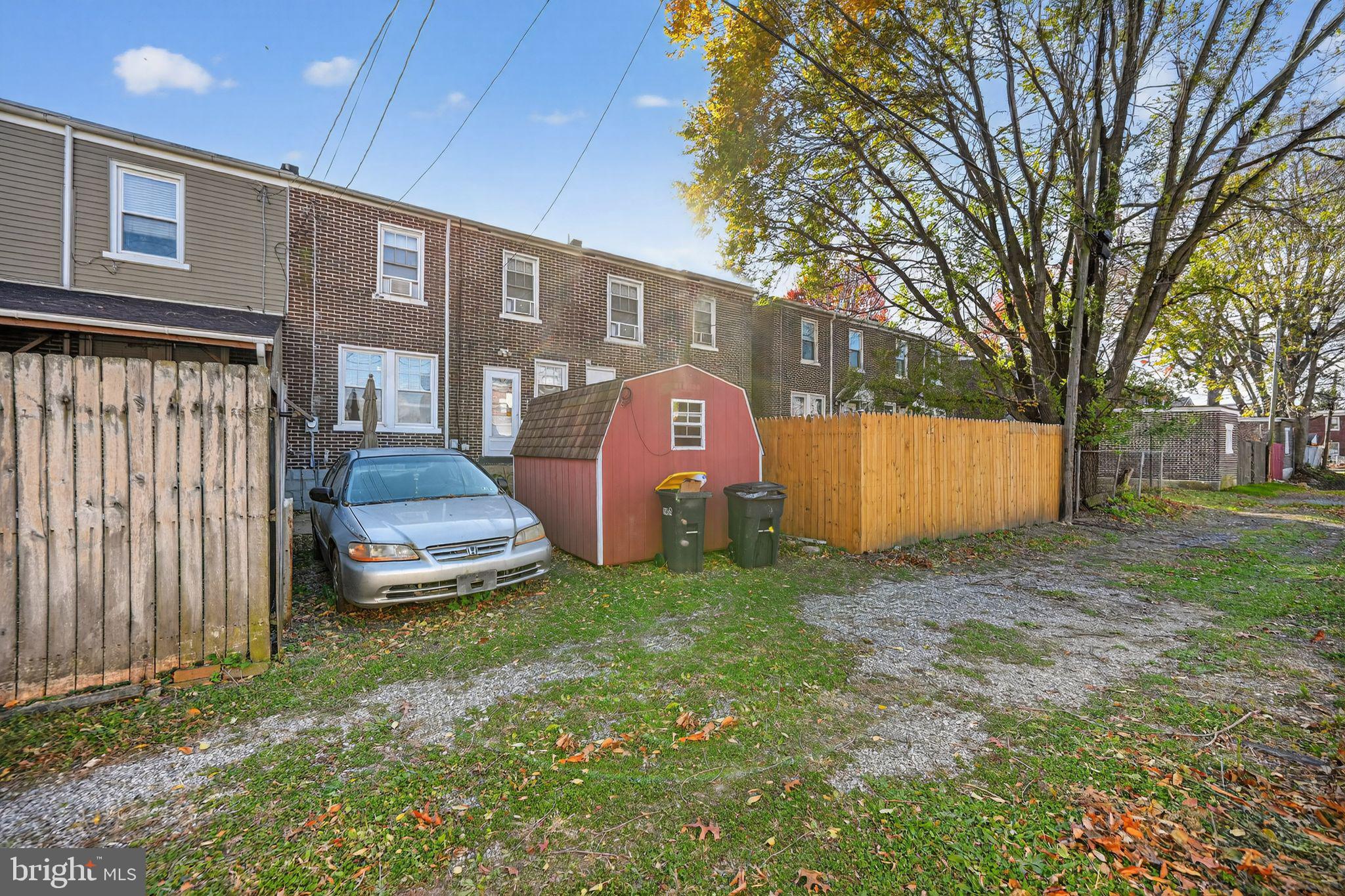 LANCASTER - Residential