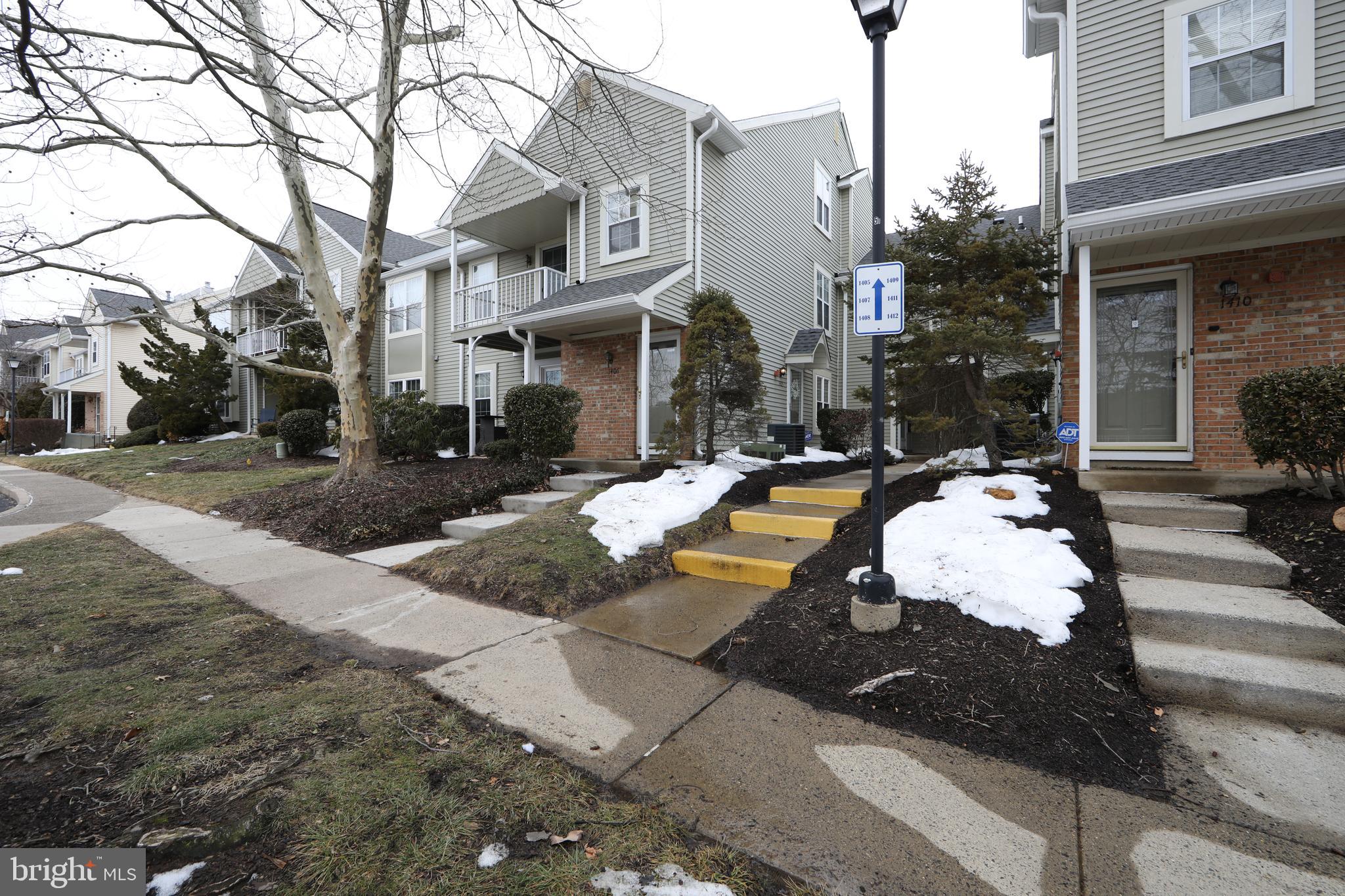 SOCIETY PL - Residential