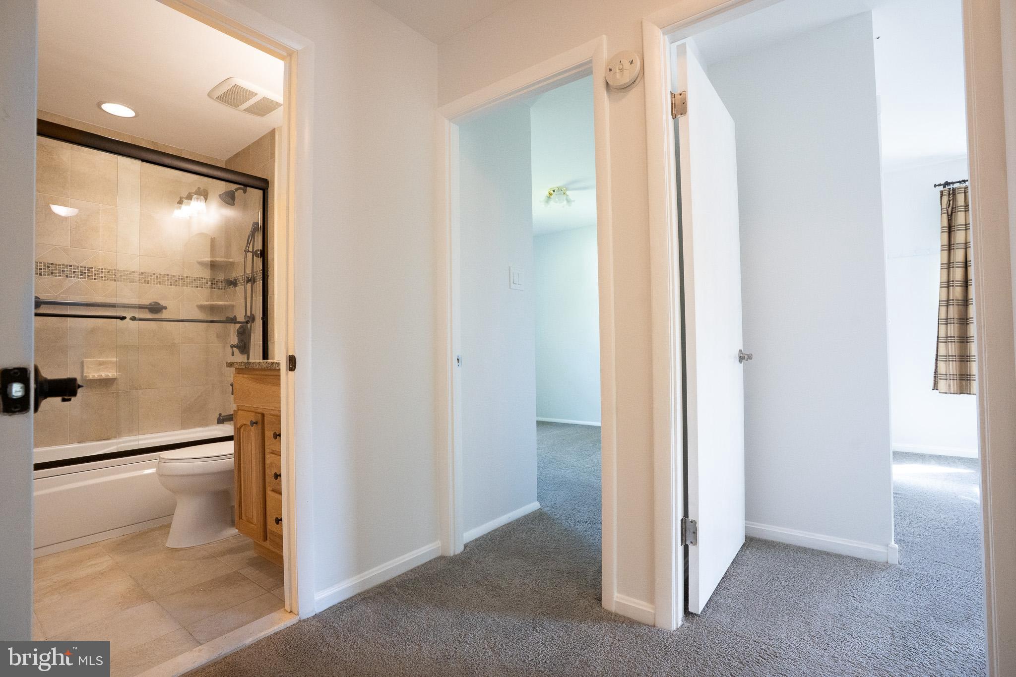 MAPLE RIDGE - Residential