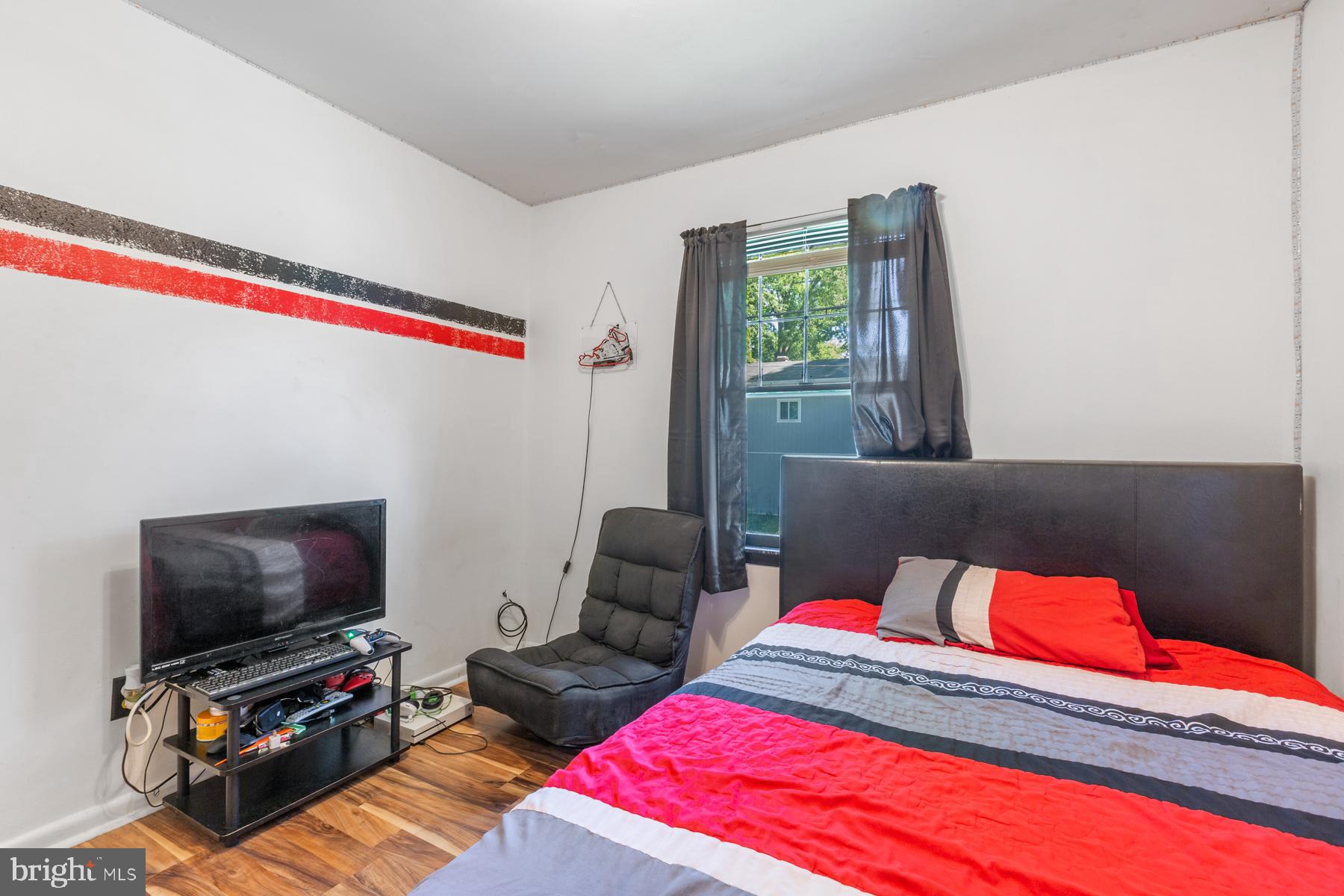 ABERDEEN HILLS - Residential