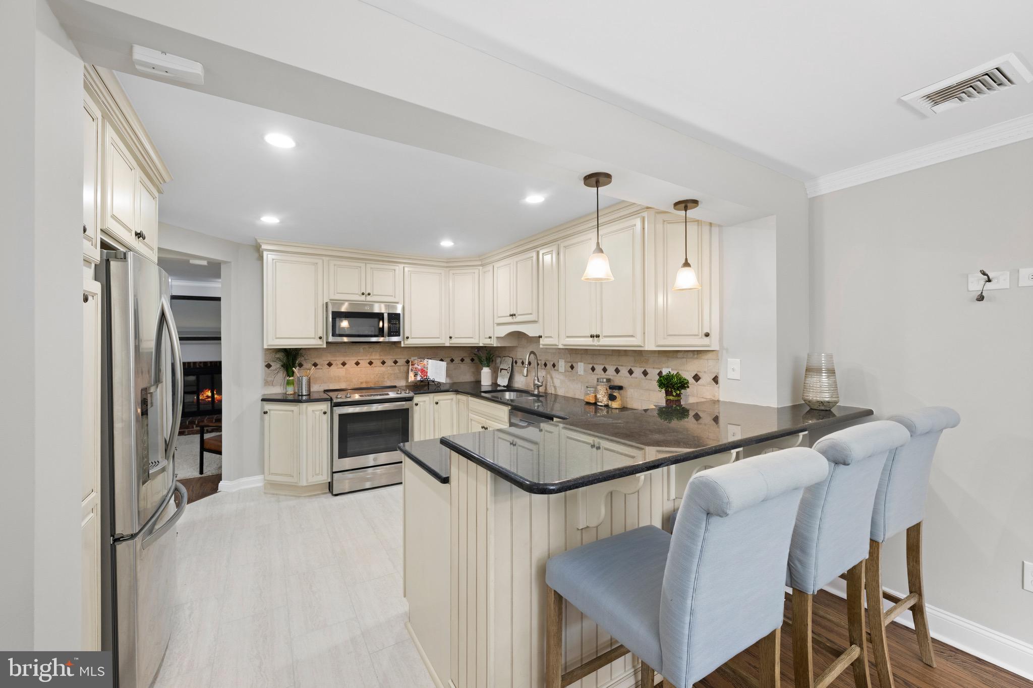 WESTGATE HILLS - Residential