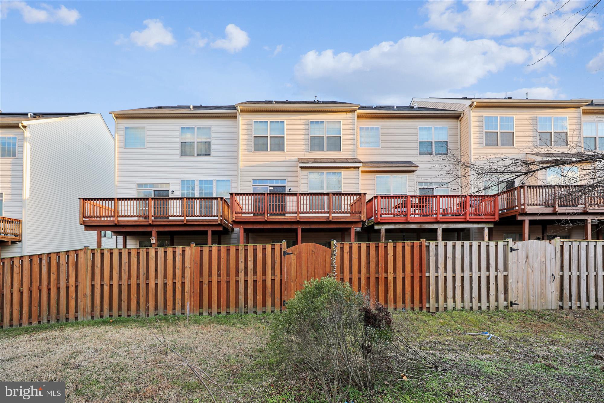 1110 CARINOSO CIRCLE