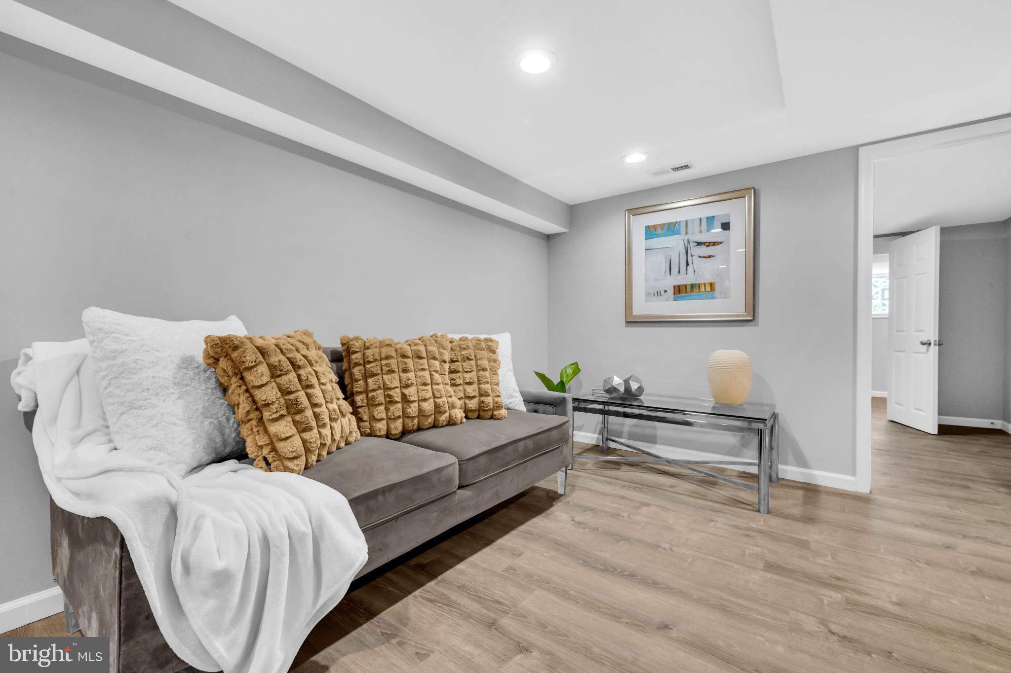 COPPIN HEIGHTS - Residential