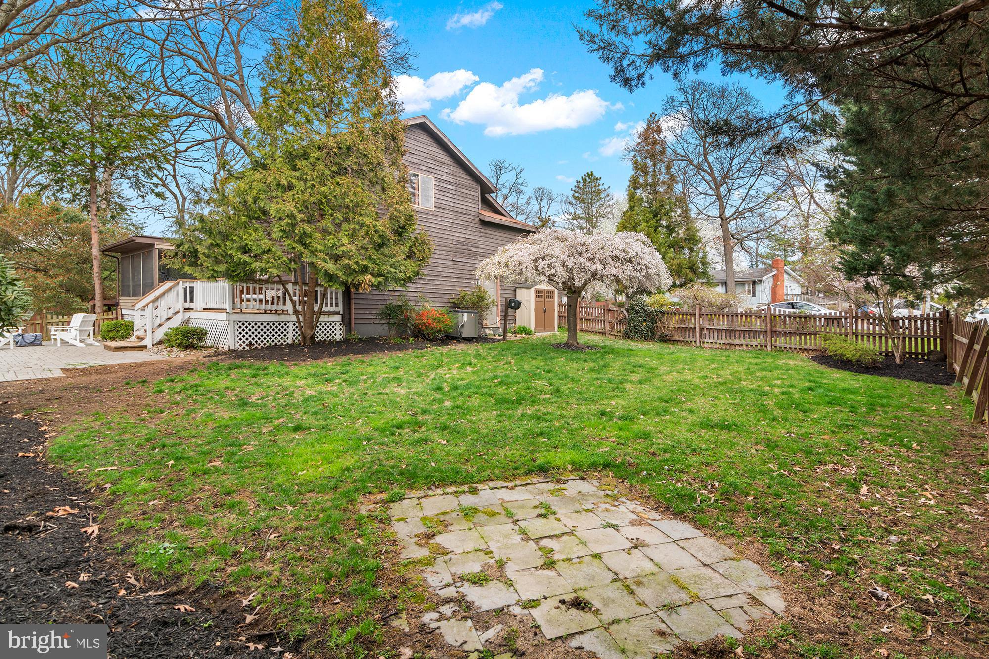 SABRINA PARK - Residential