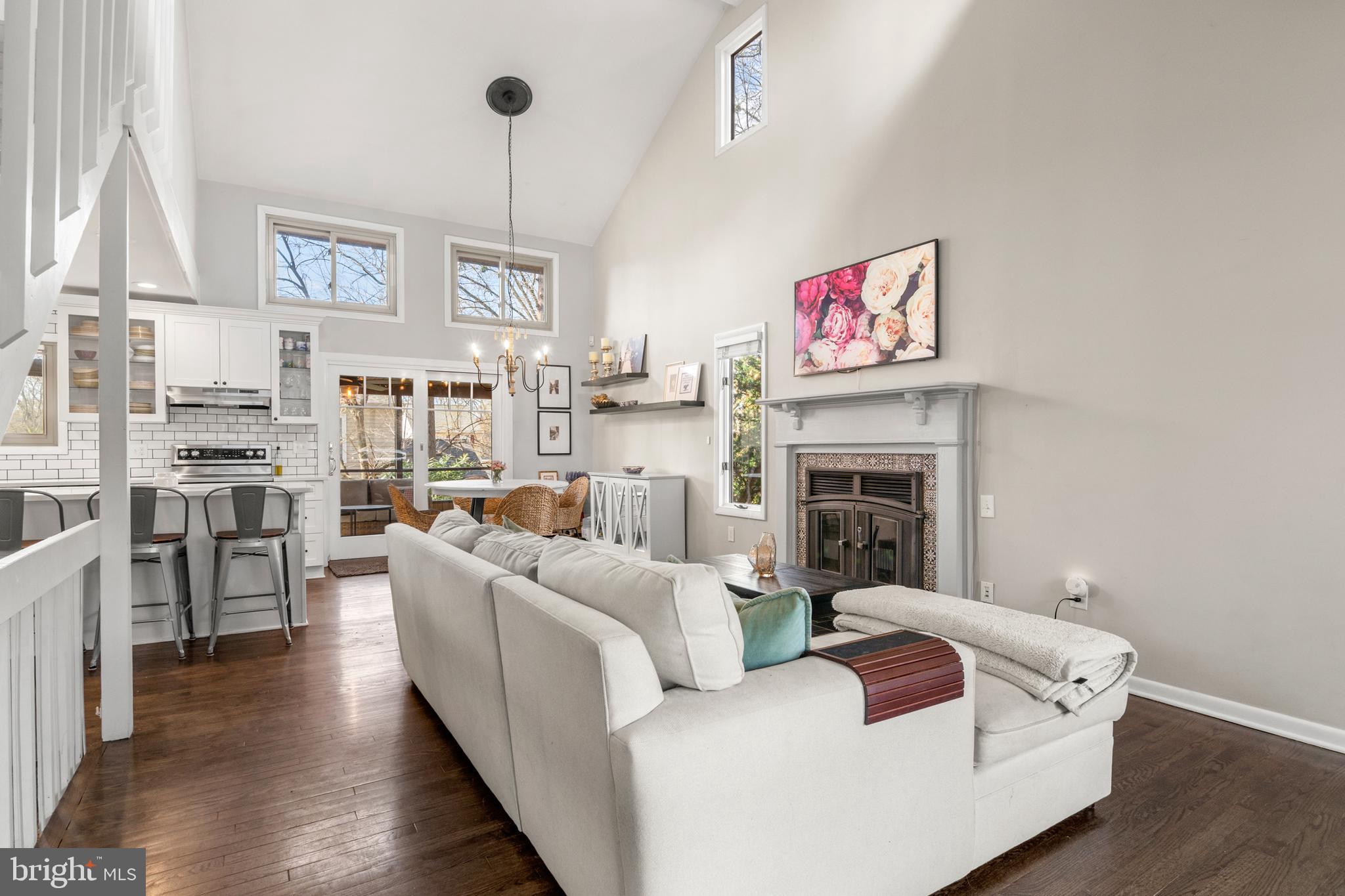137 CLARENCE AVENUE