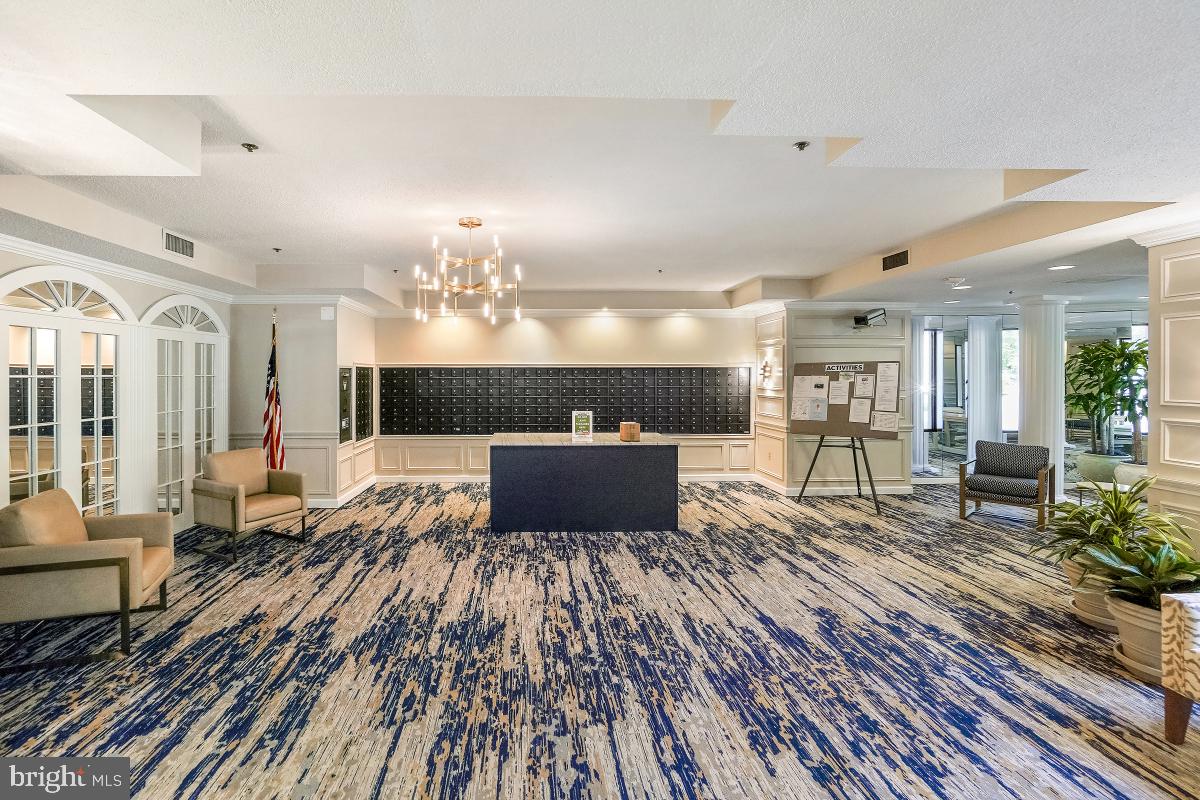 LEISURE WORLD - Residential