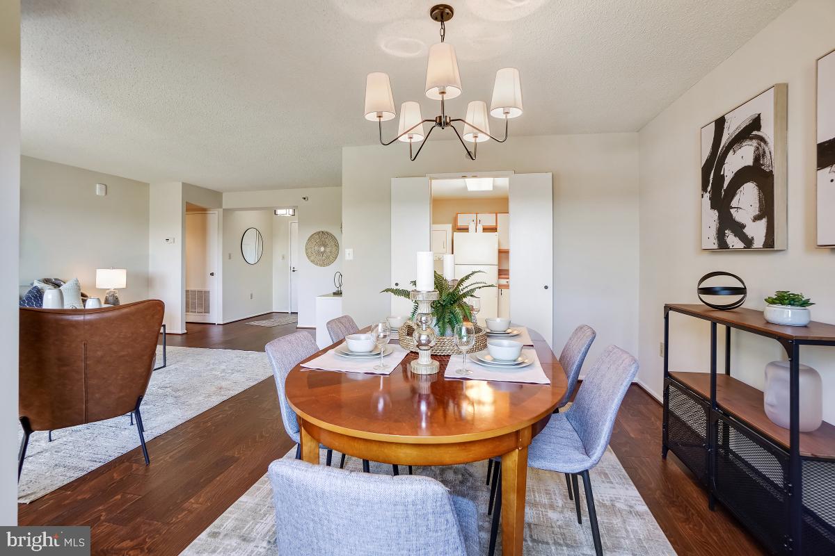 LEISURE WORLD - Residential