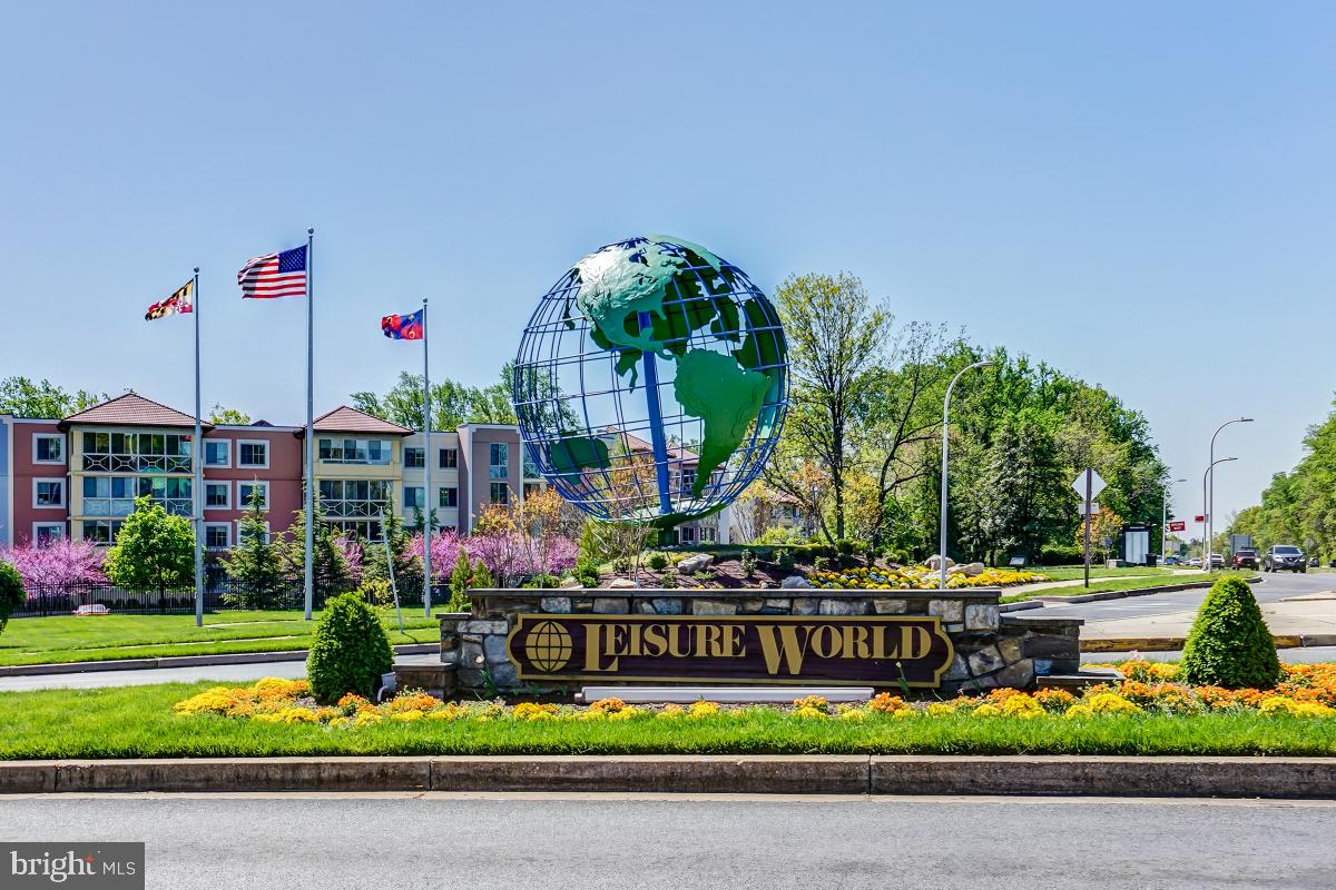 LEISURE WORLD - Residential