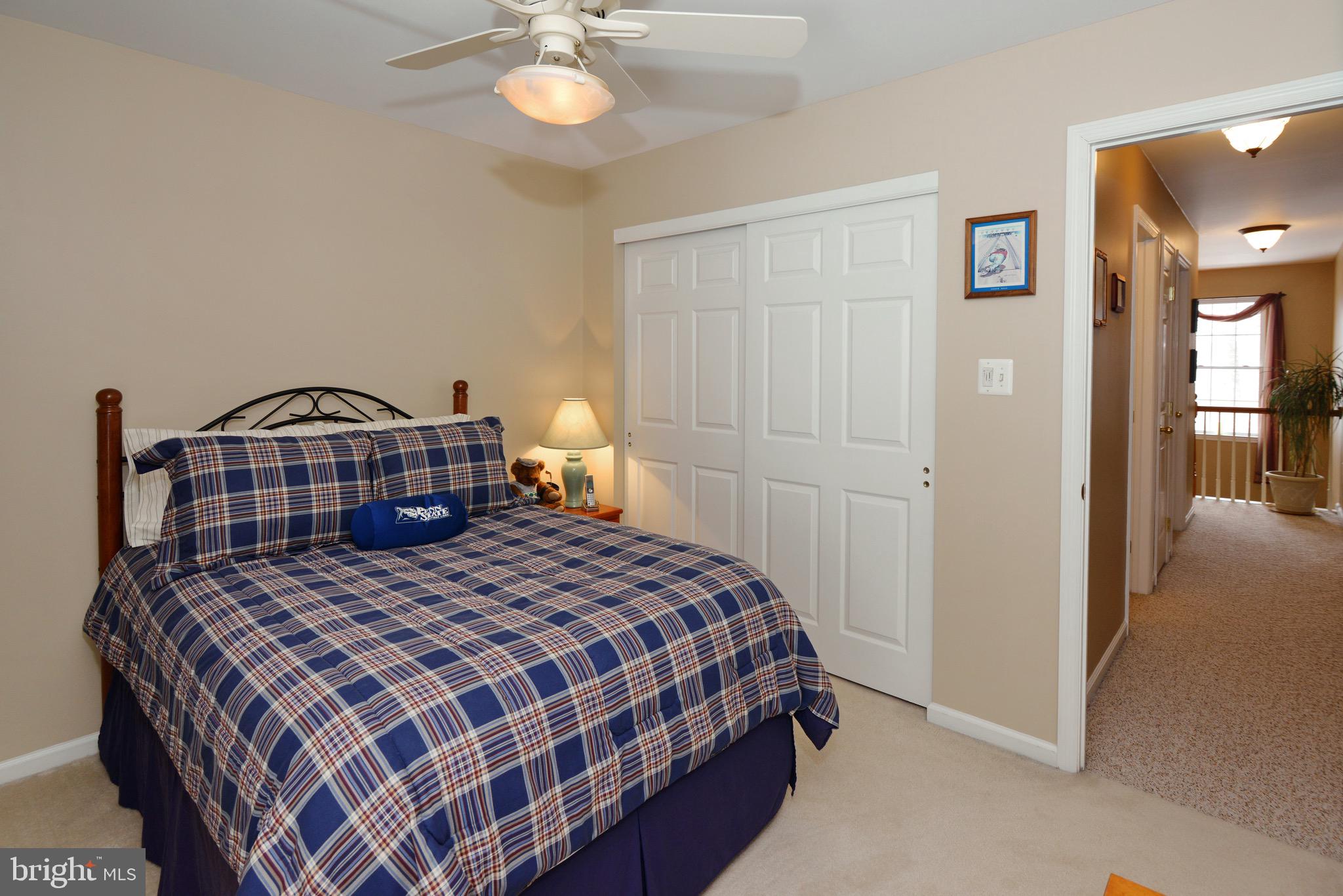 LINFIELD KNOLL - Residential