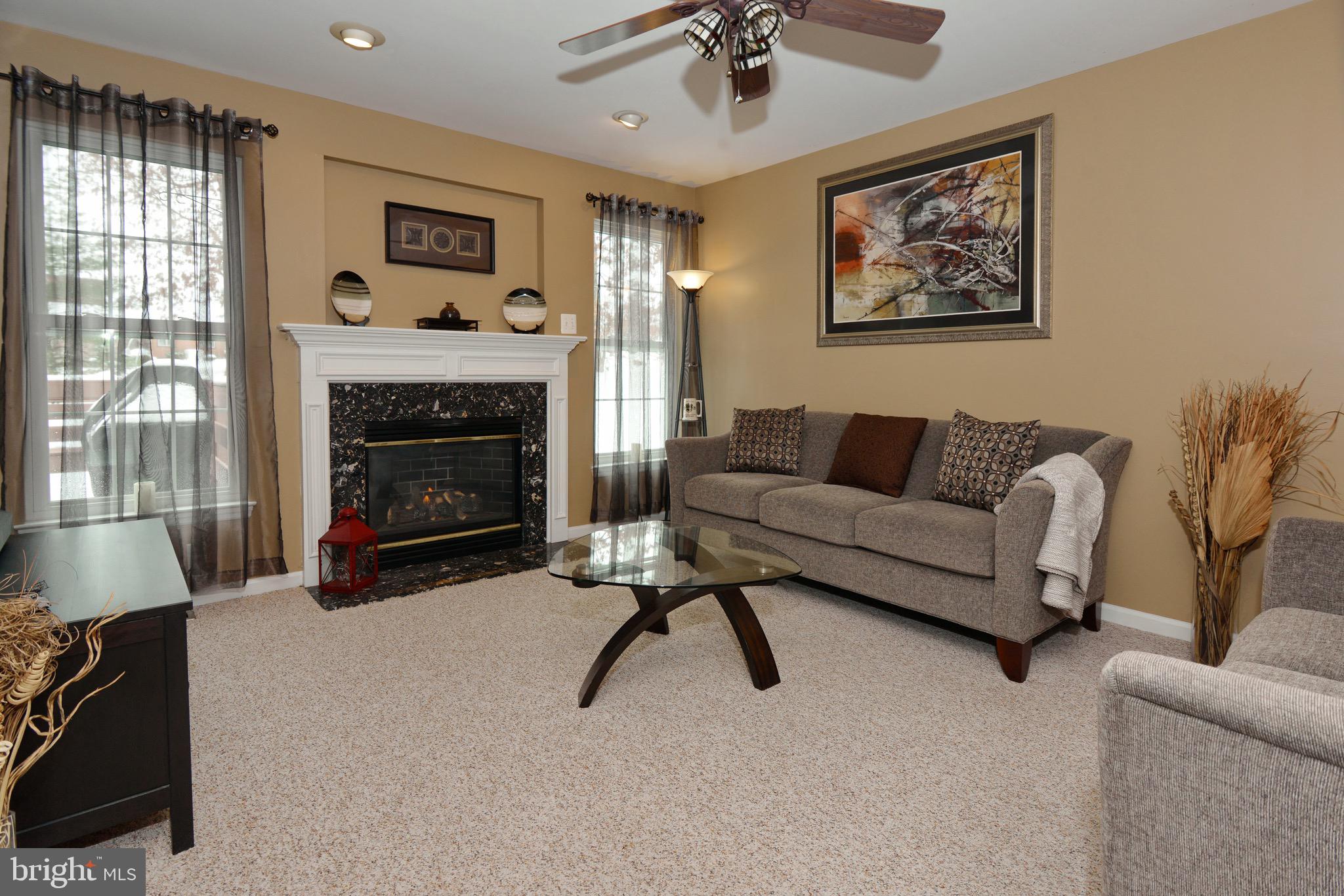 LINFIELD KNOLL - Residential