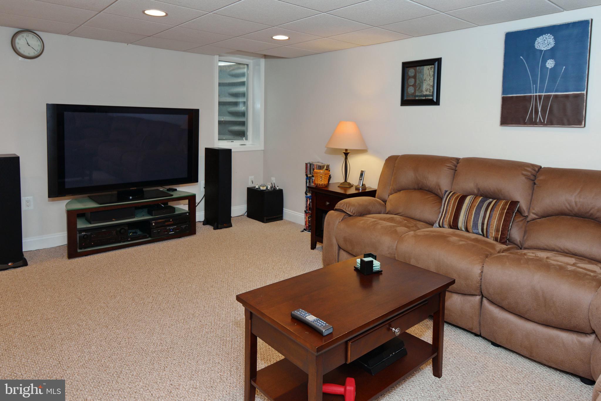LINFIELD KNOLL - Residential