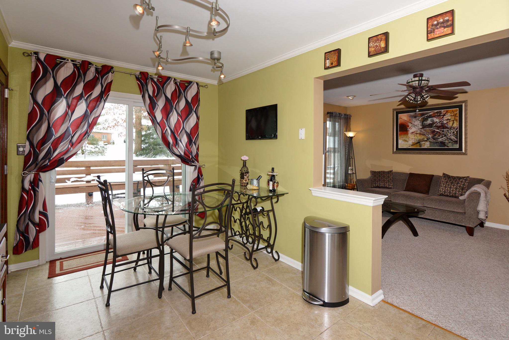 LINFIELD KNOLL - Residential