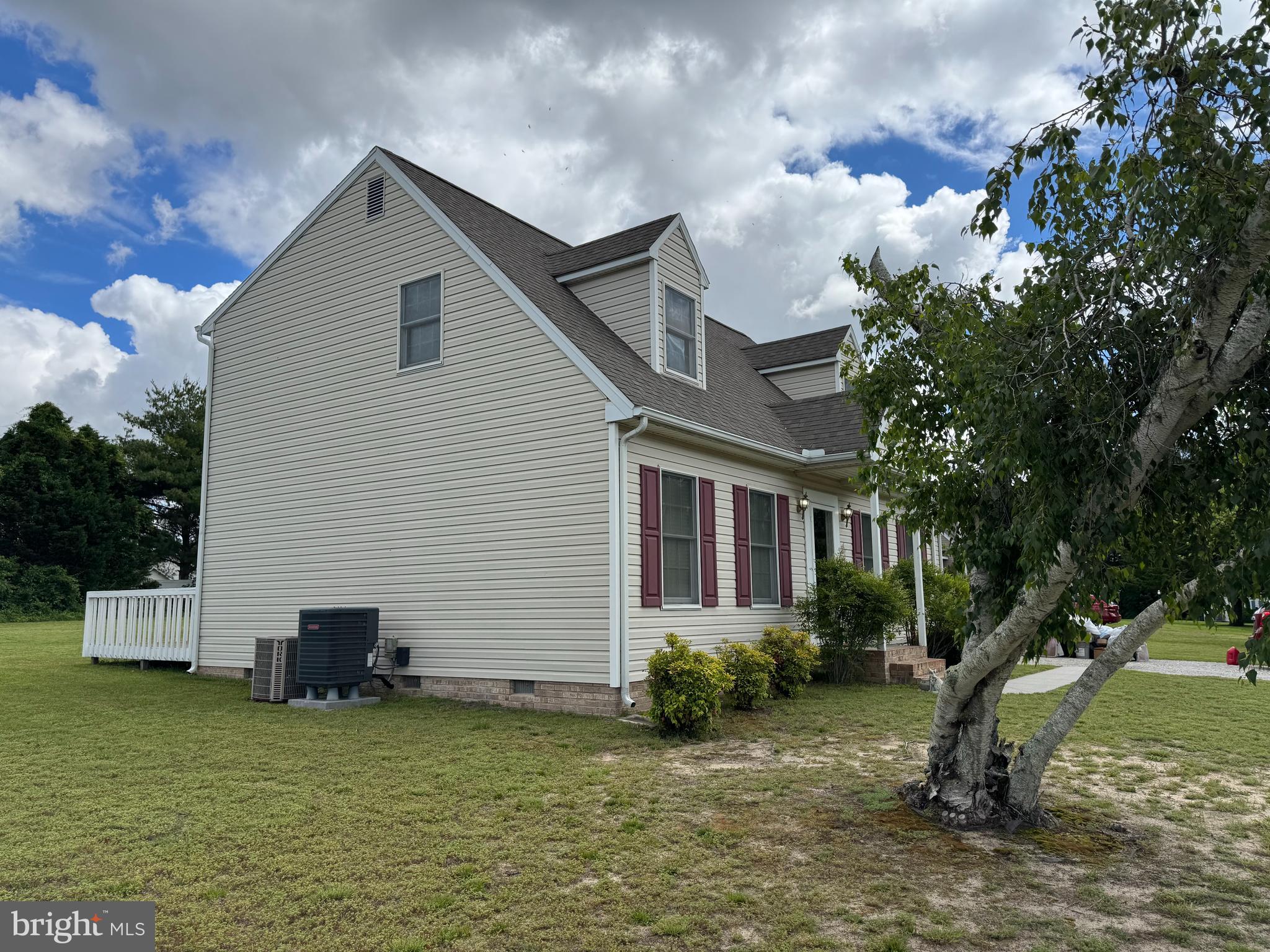 27836 CLEARWATER COURT