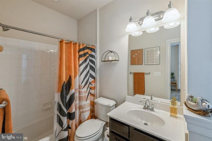 POTOMAC OVERLOOK AT NATIONAL HARBOR - Residential