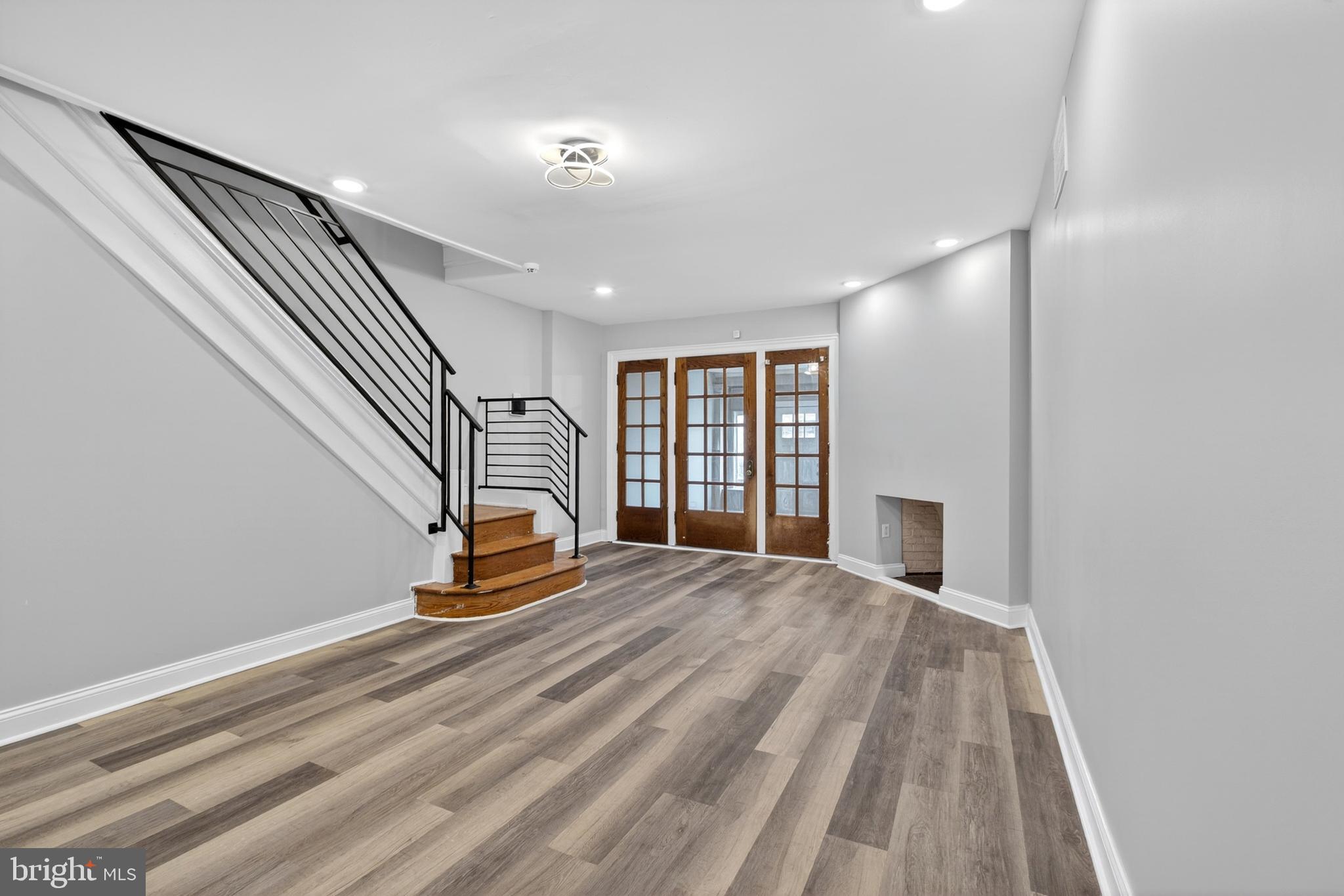 COBBS CREEK - Residential
