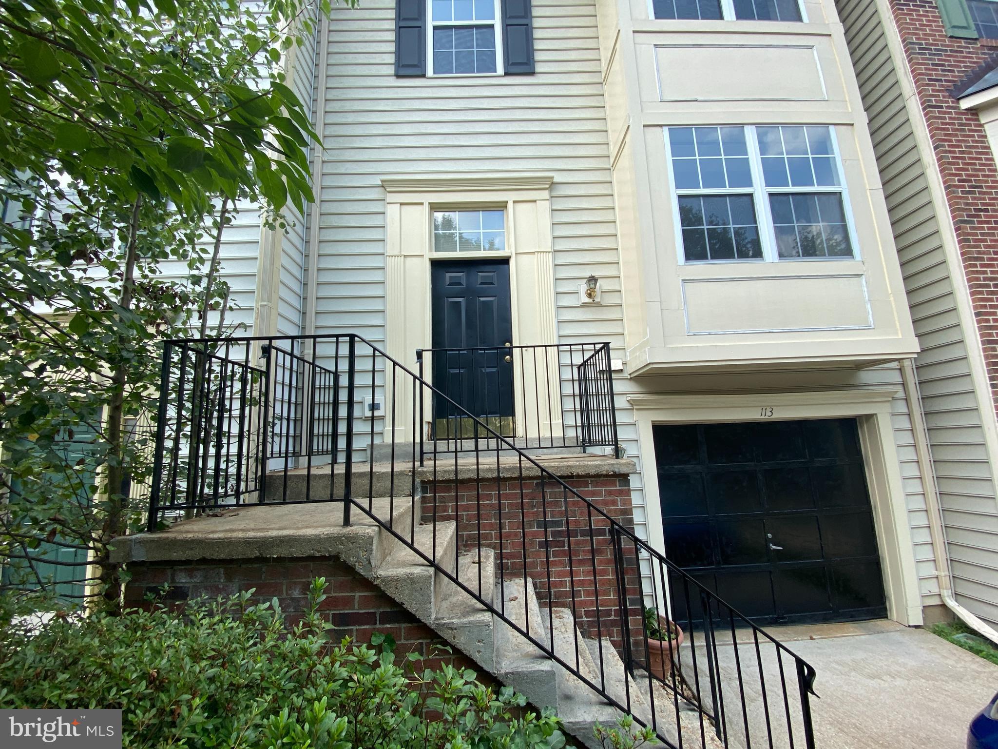 PARK RIDGE - Residential Lease