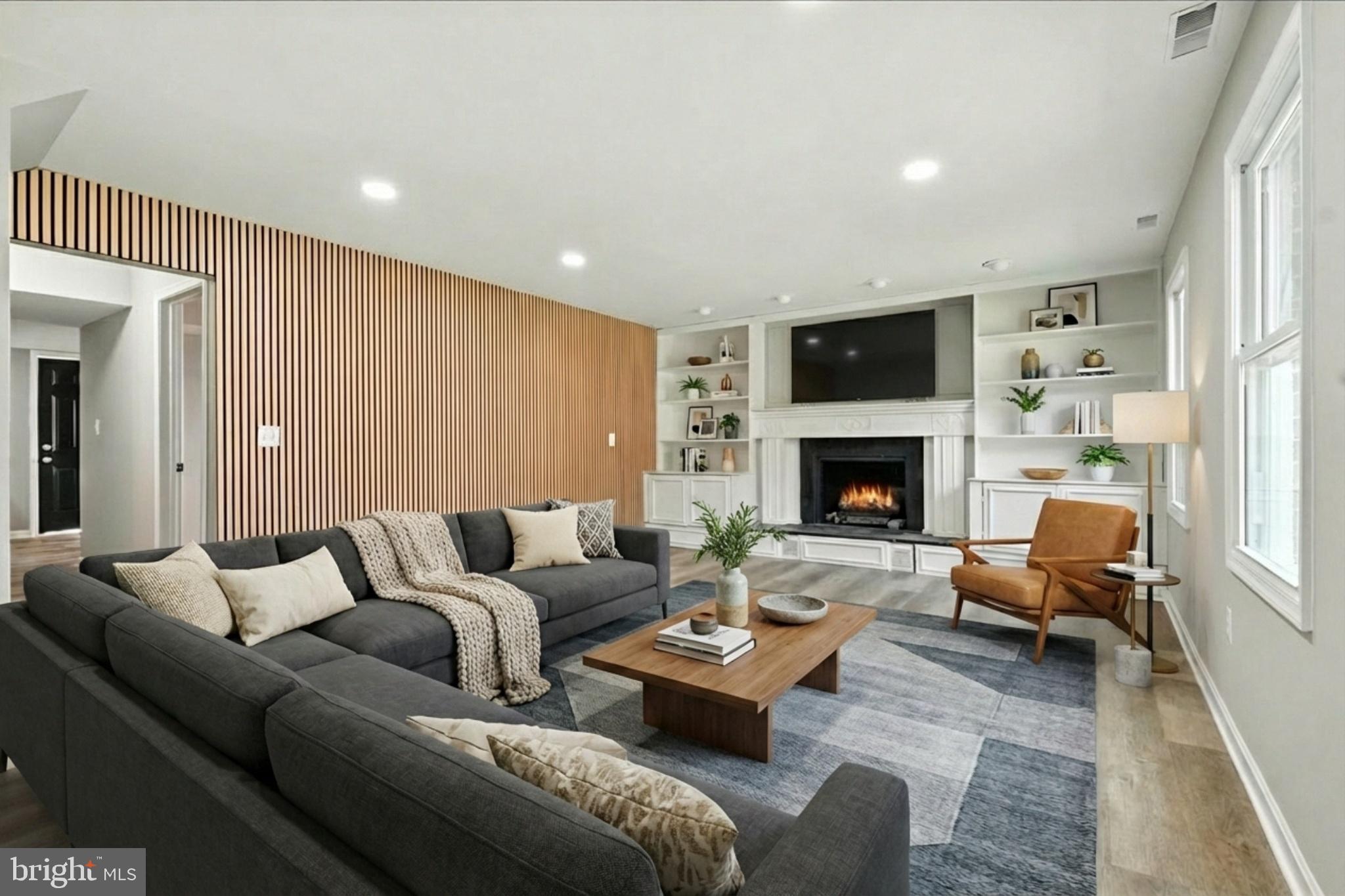 STONEGATE VILLAGE - Residential