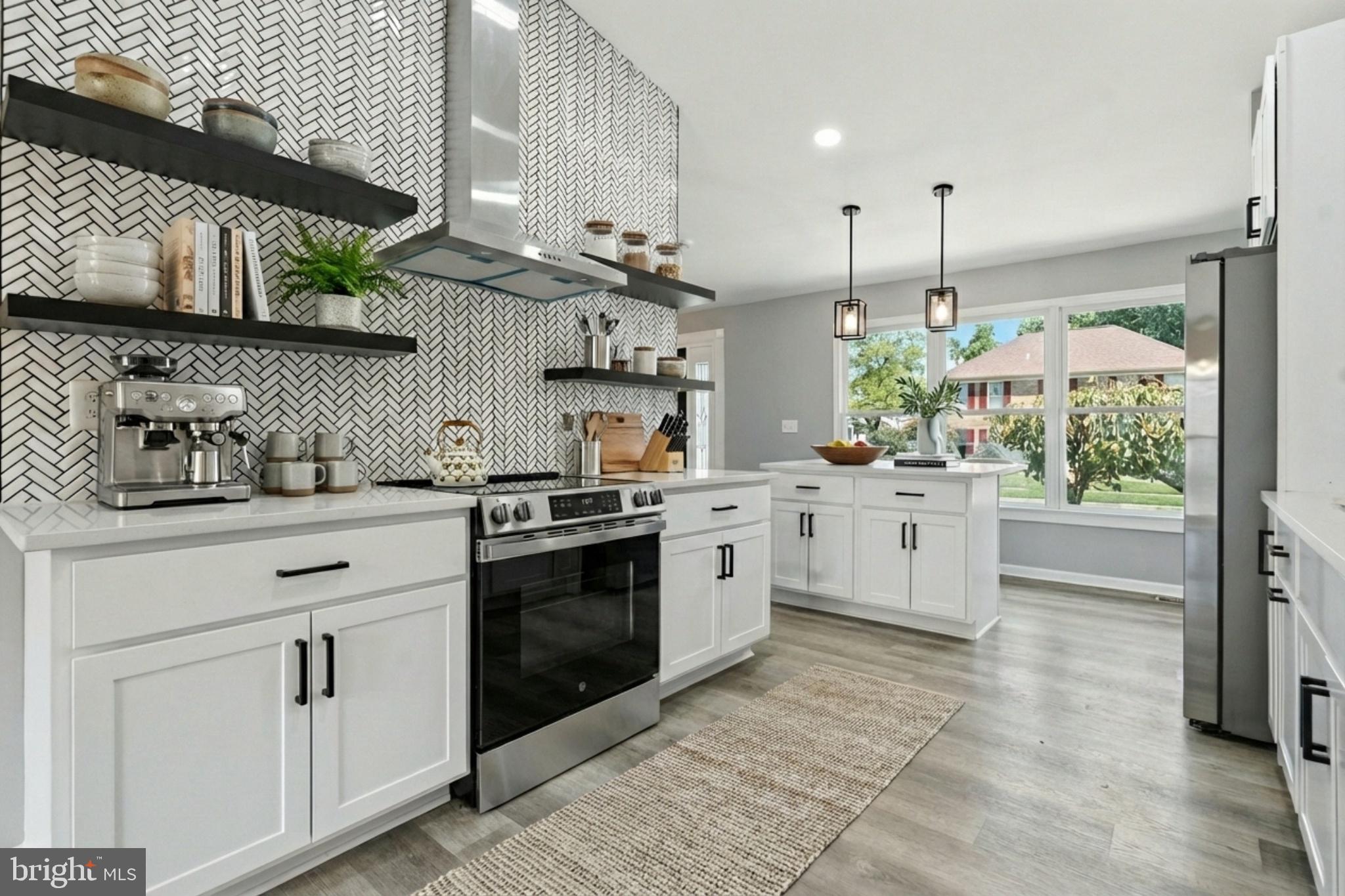 STONEGATE VILLAGE - Residential