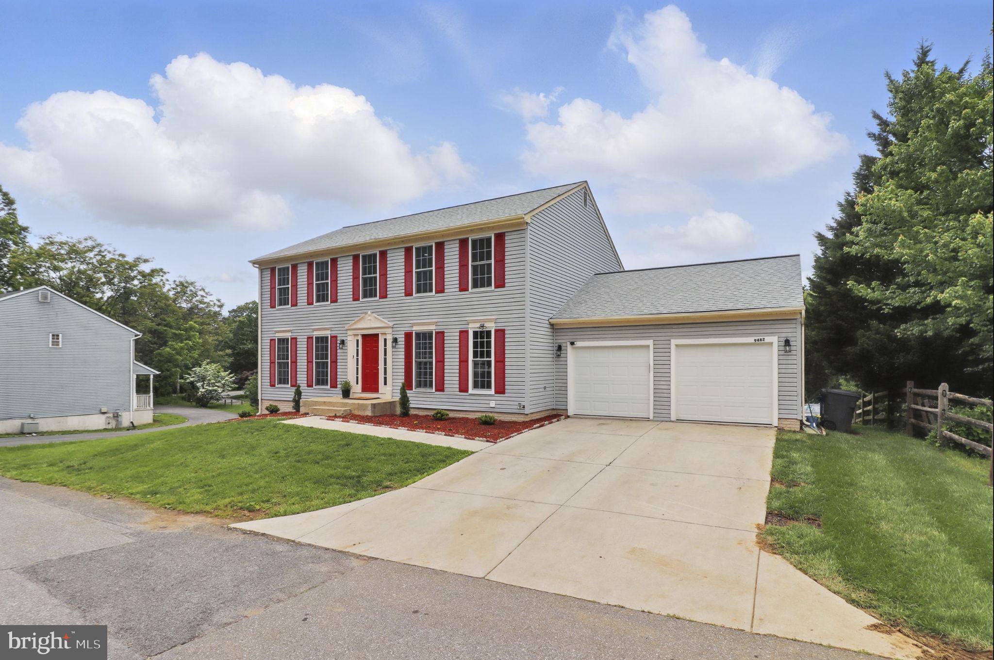 9482 RIDGEVIEW DRIVE