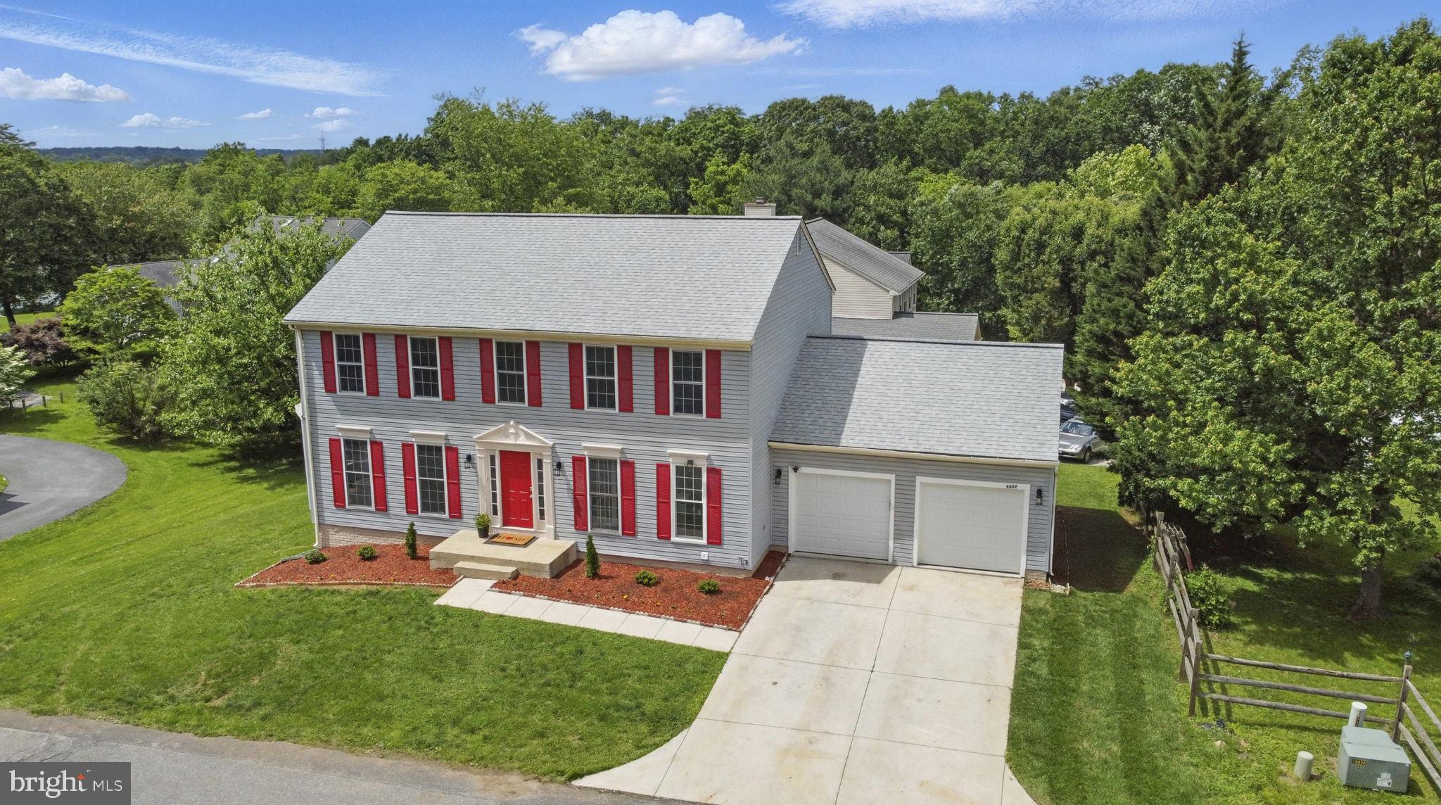 9482 RIDGEVIEW DRIVE