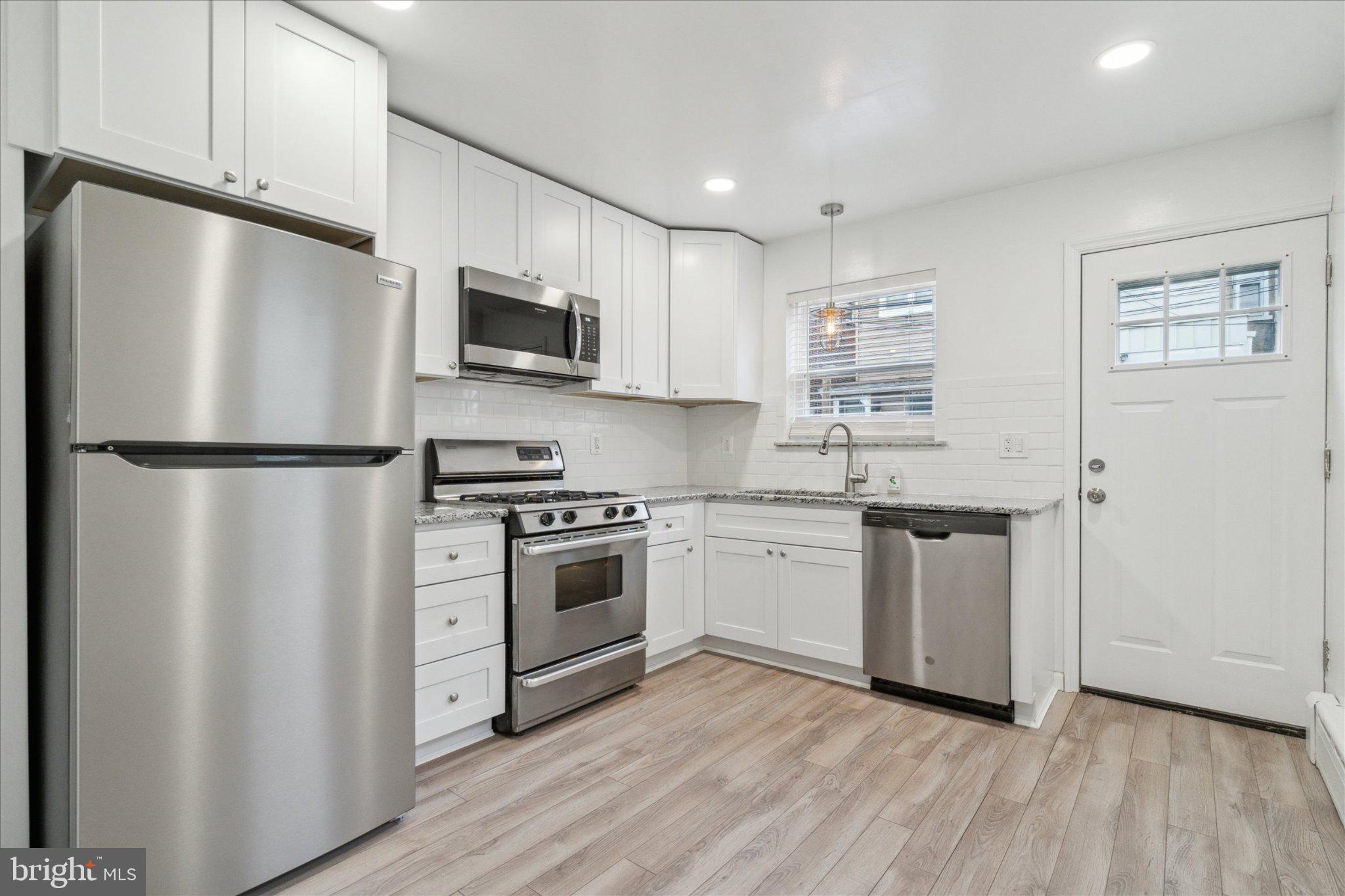 OLDE KENSINGTON - Residential