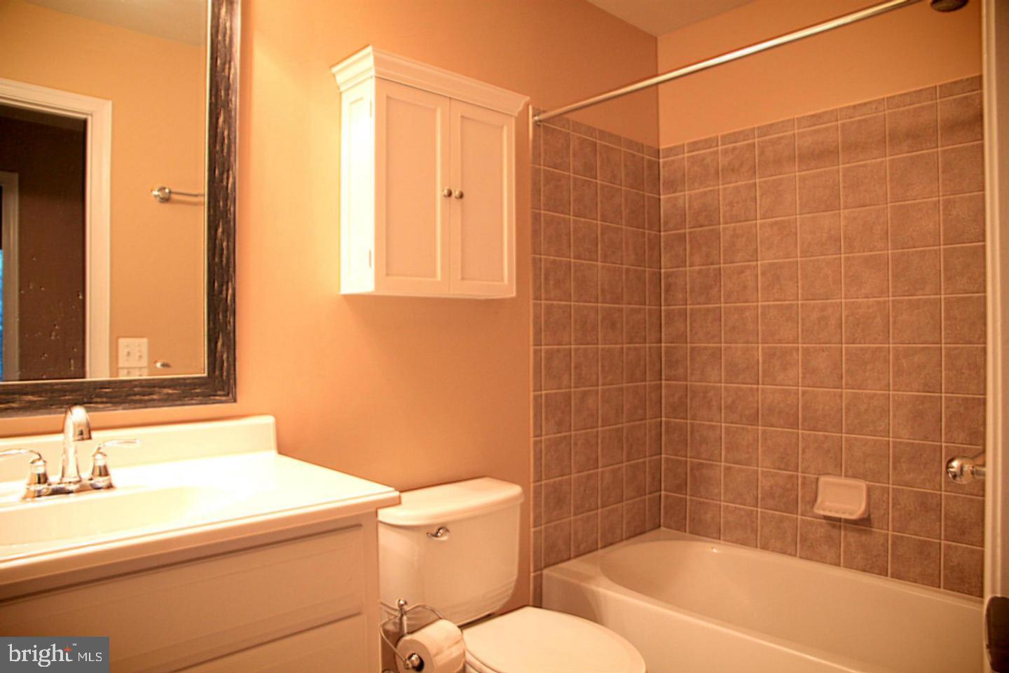 POTOMAC CLUB - Residential Lease