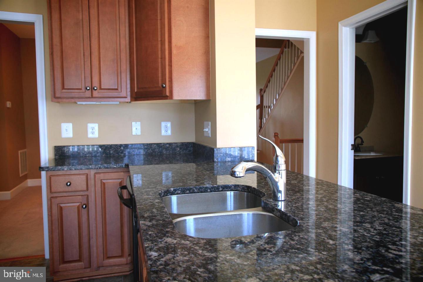 POTOMAC CLUB - Residential Lease