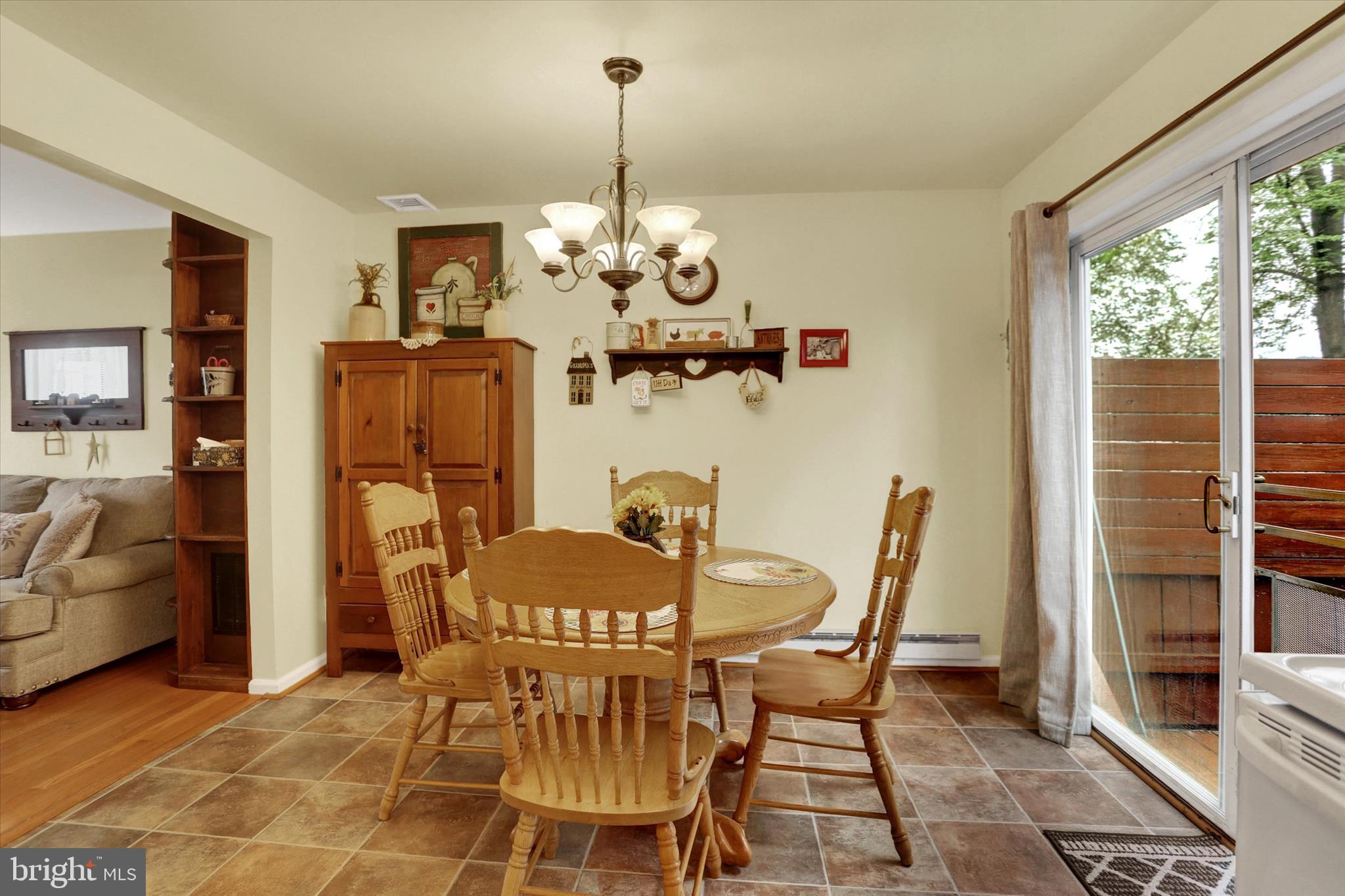 WALNUT RIDGE - Residential