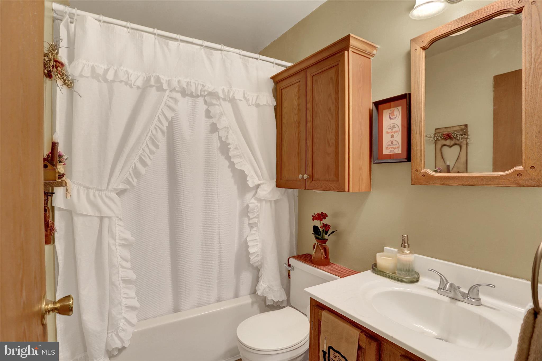 WALNUT RIDGE - Residential