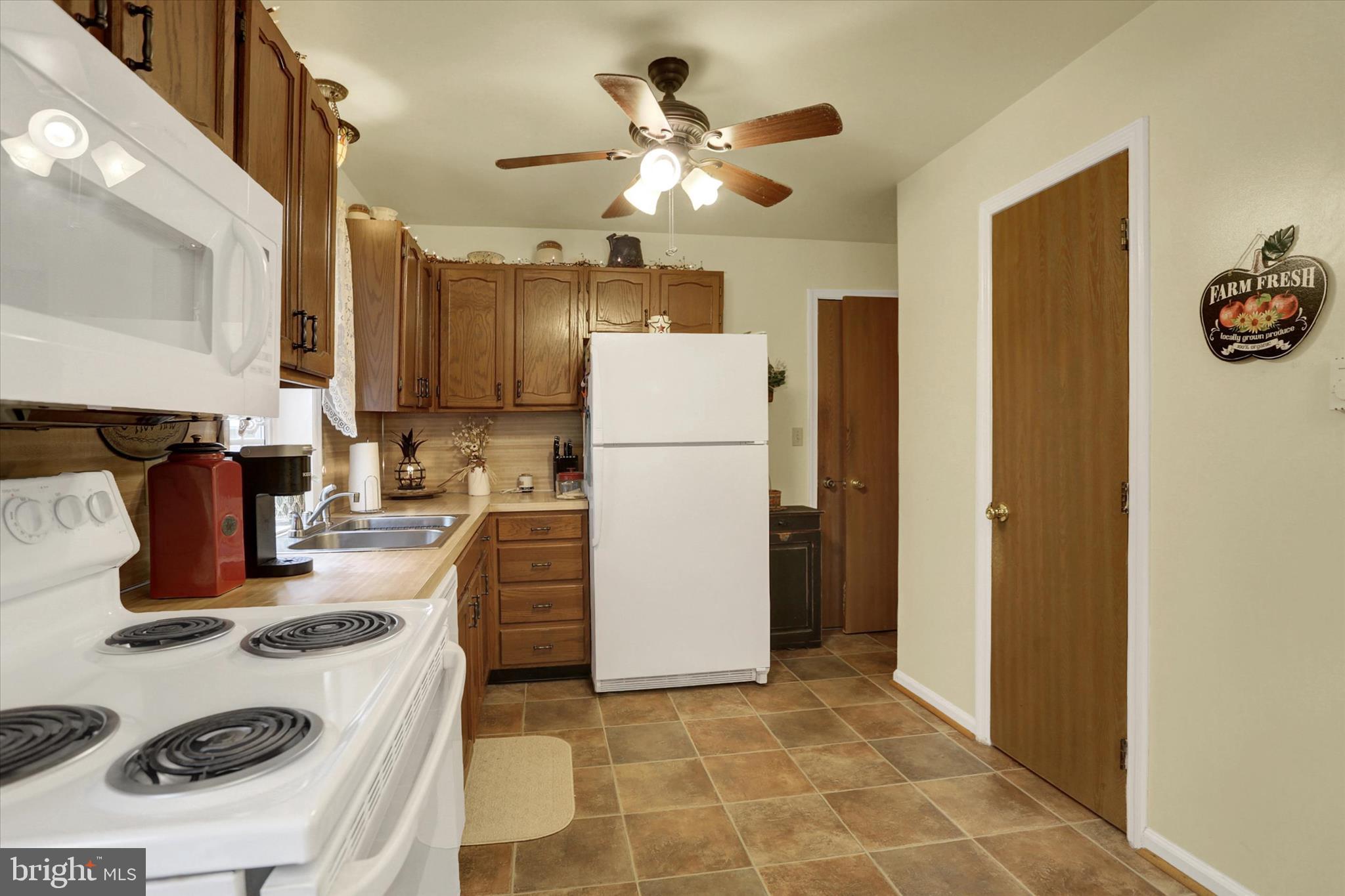 WALNUT RIDGE - Residential