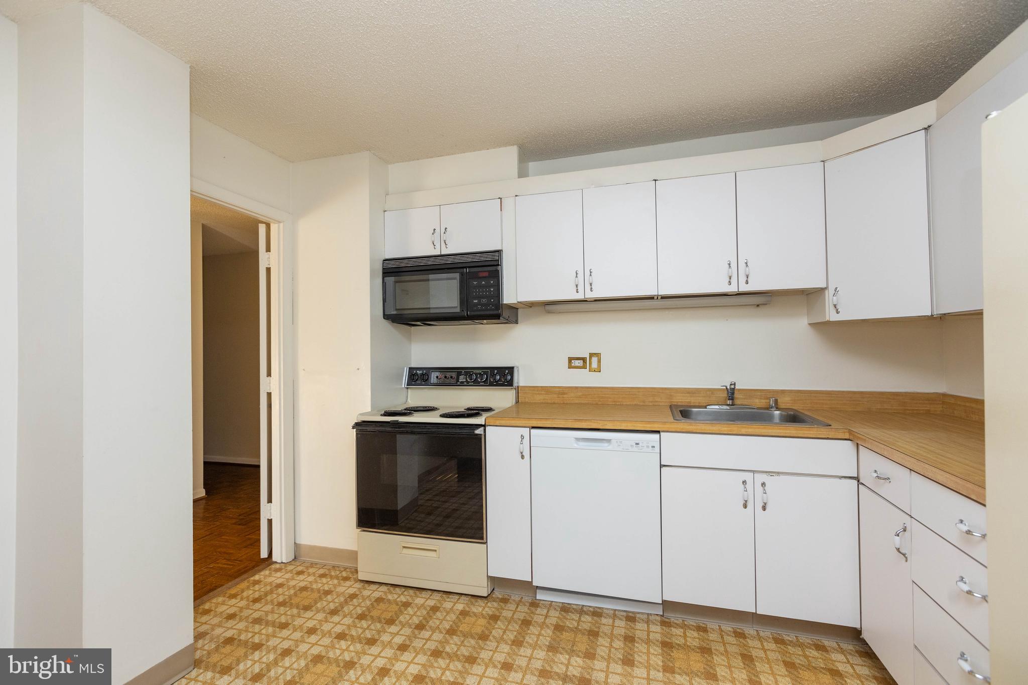 CROSS KEYS - Residential