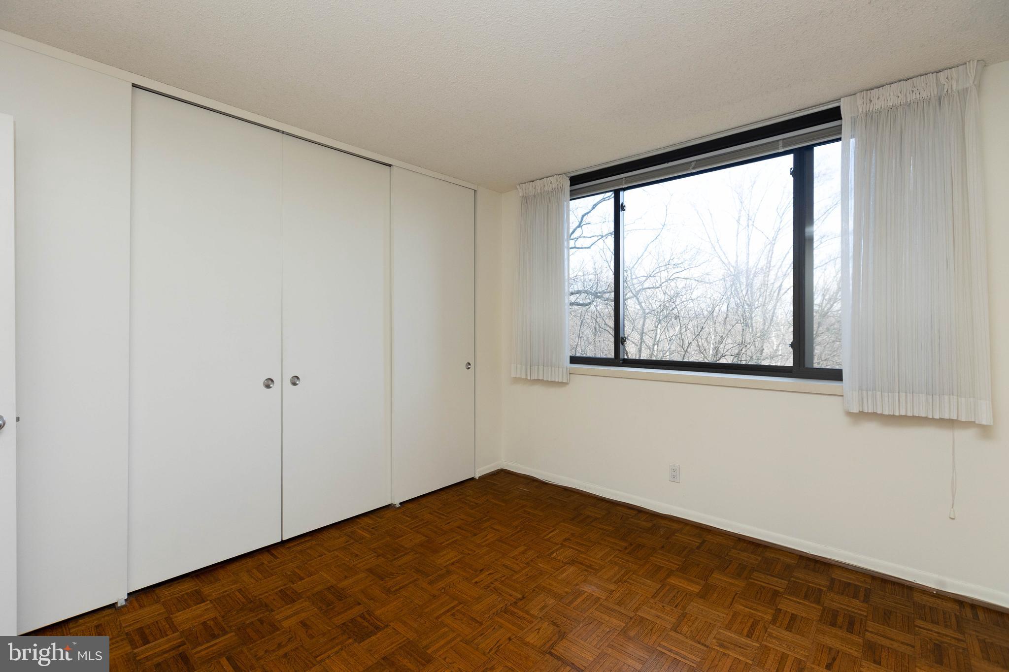 CROSS KEYS - Residential