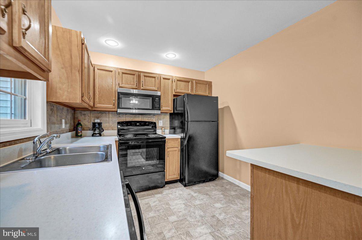 OAK RIDGE - Residential