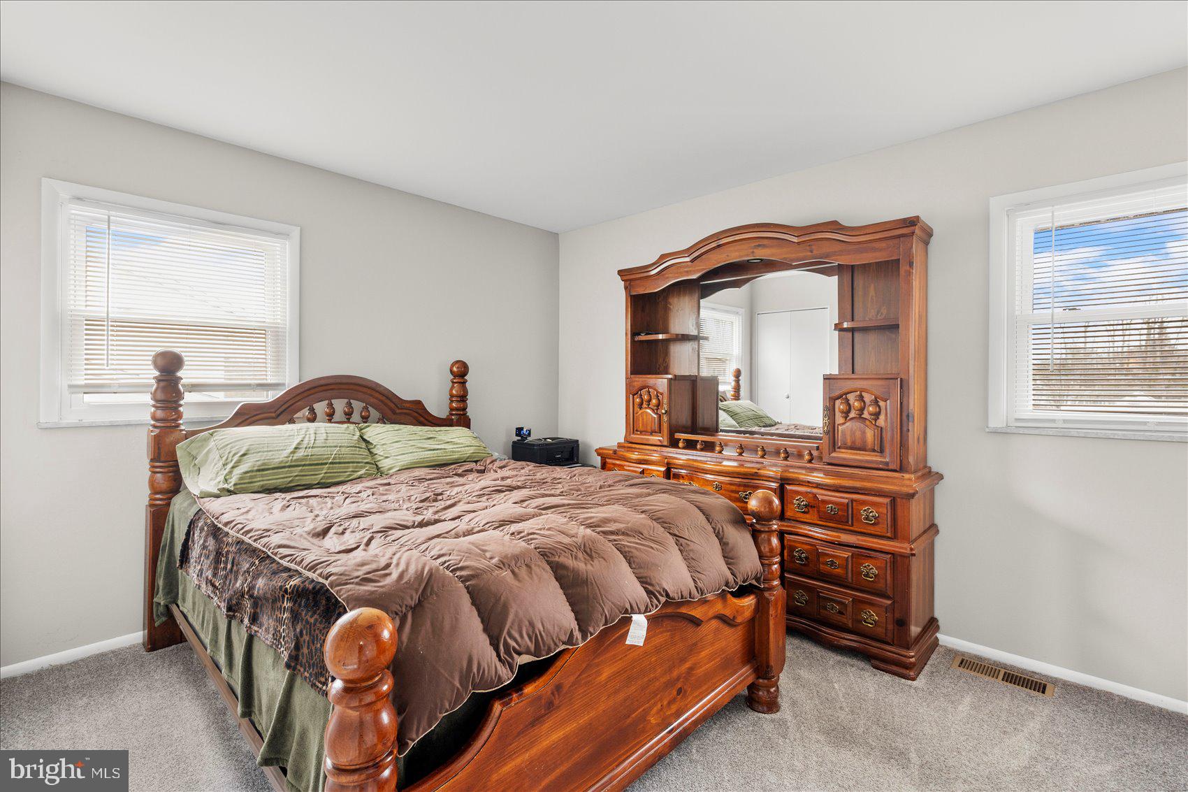 EDGE MEAD - Residential