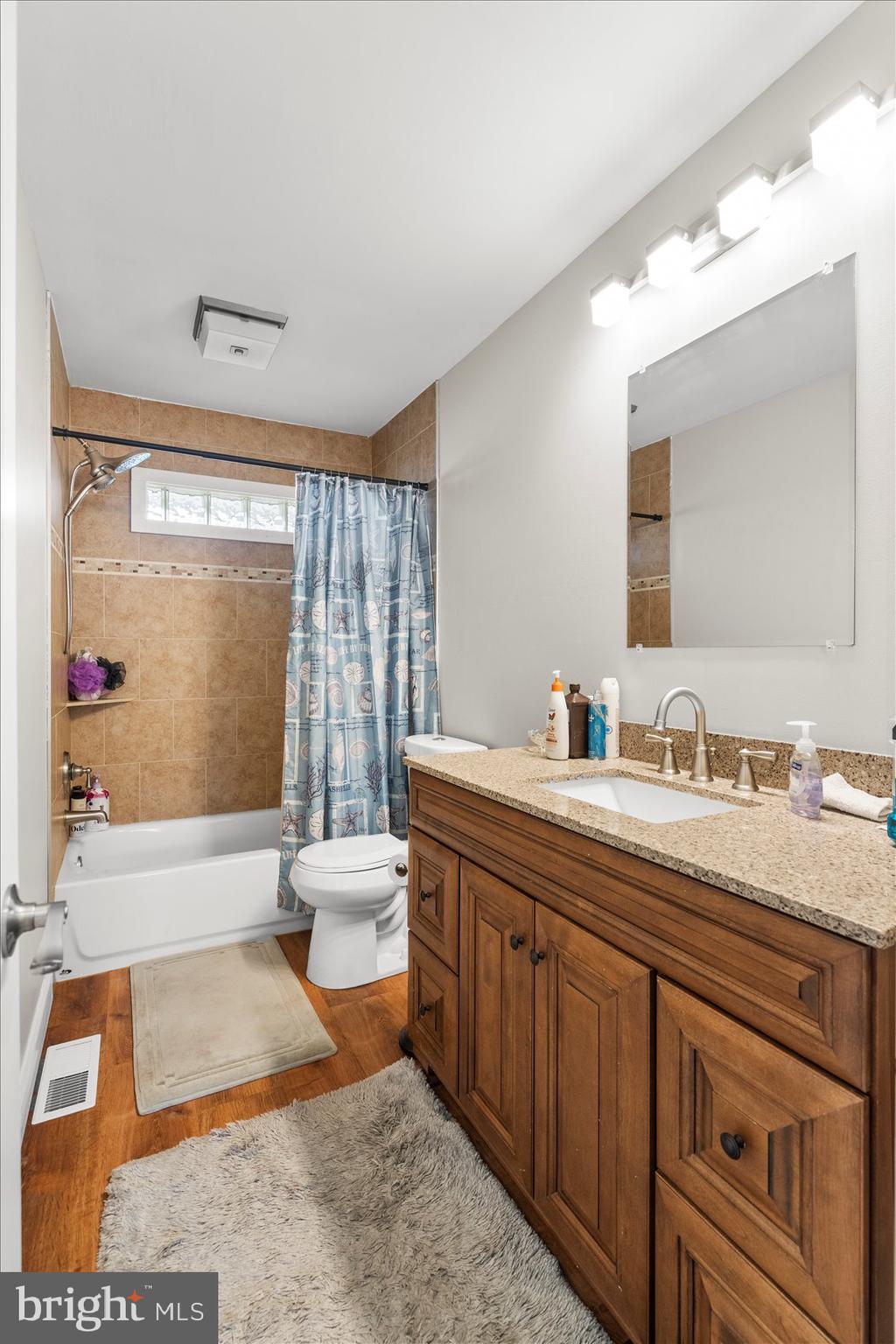 EDGE MEAD - Residential