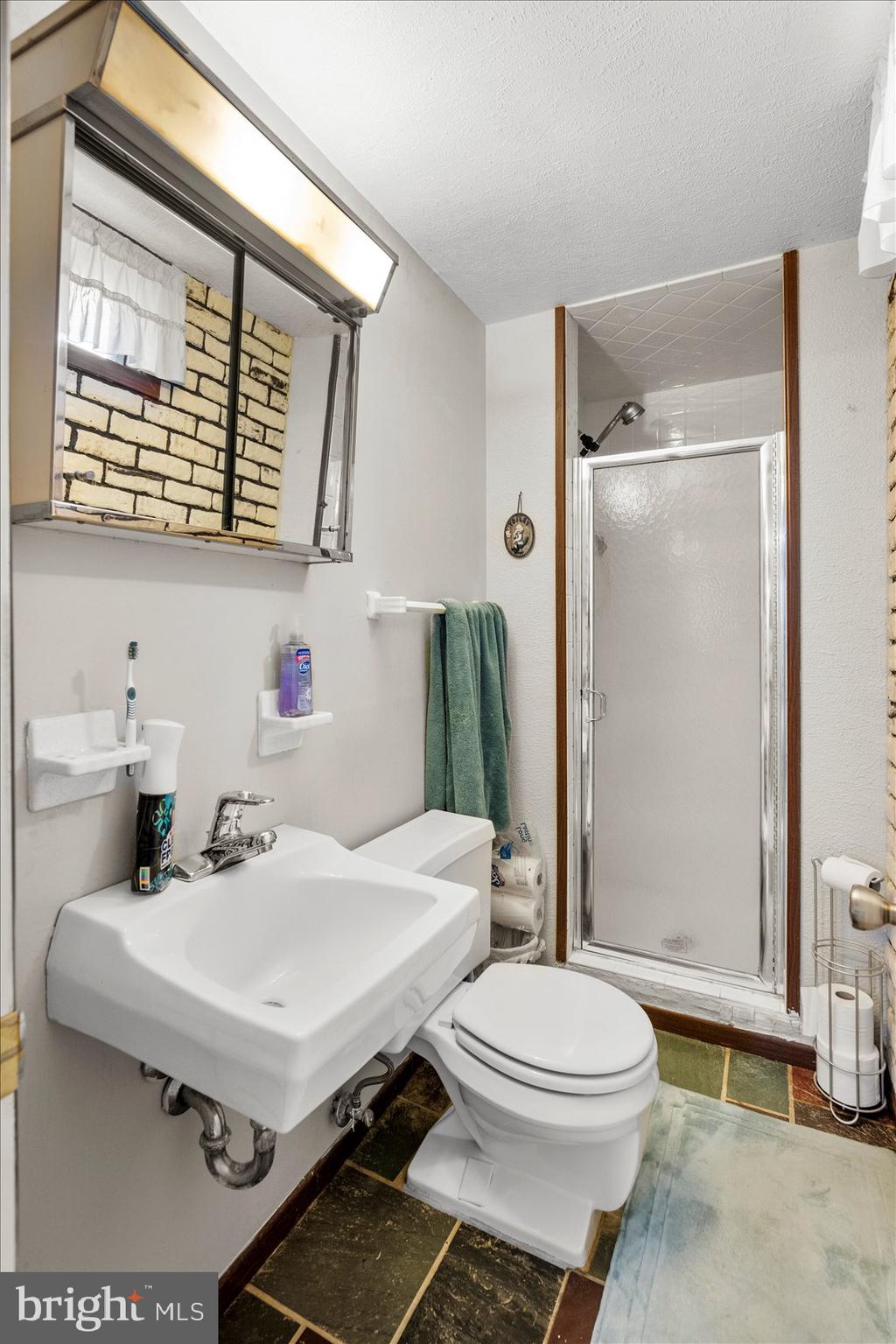 EDGE MEAD - Residential