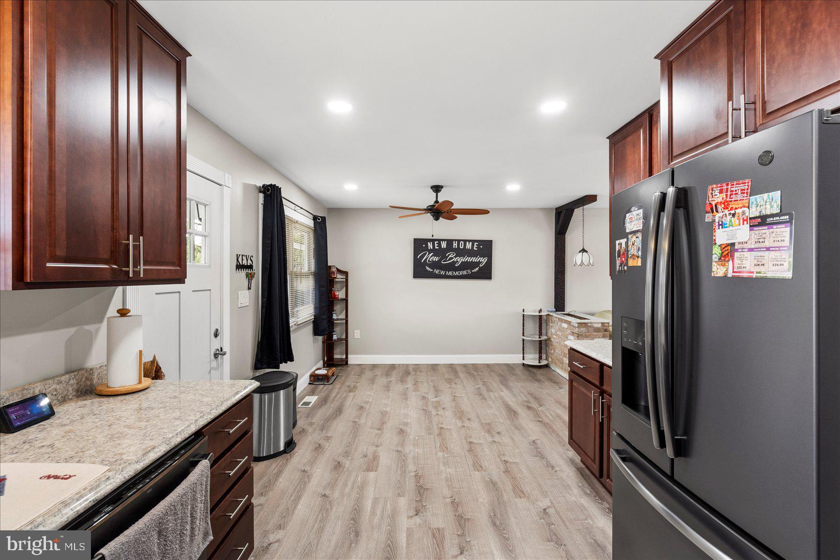 EDGE MEAD - Residential