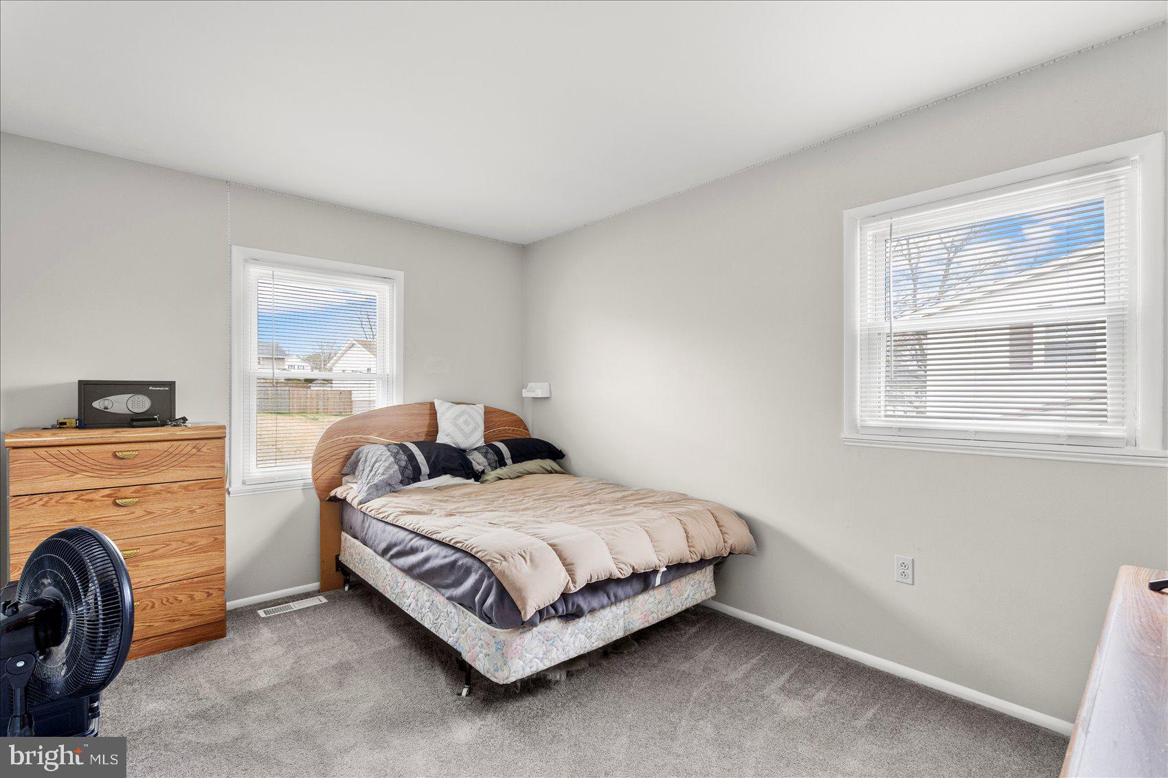 EDGE MEAD - Residential