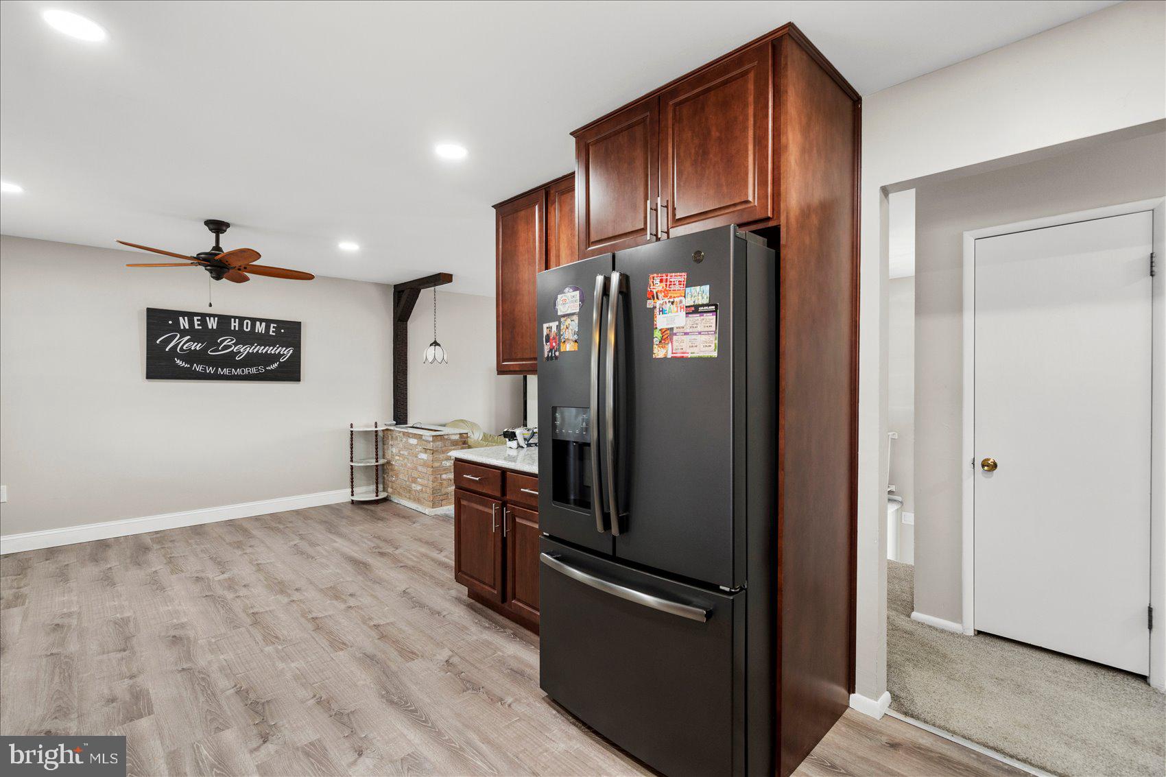 EDGE MEAD - Residential