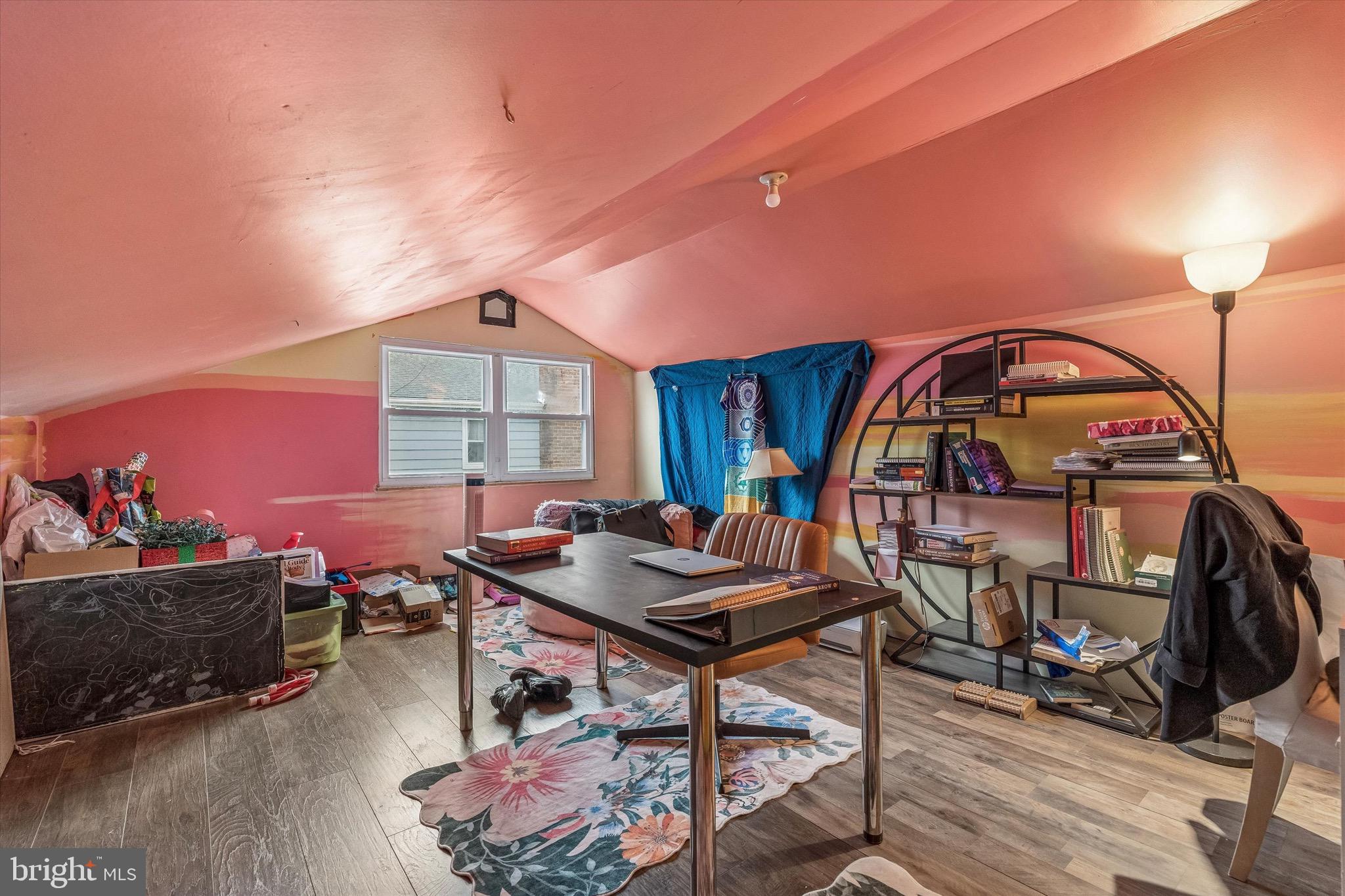 CHELTENHAM - Residential