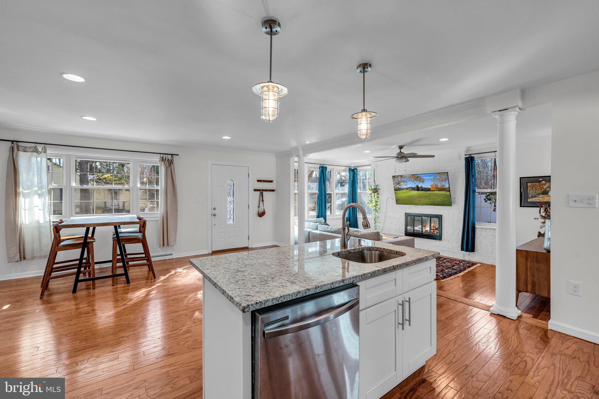 VENICE ON THE BAY - Residential