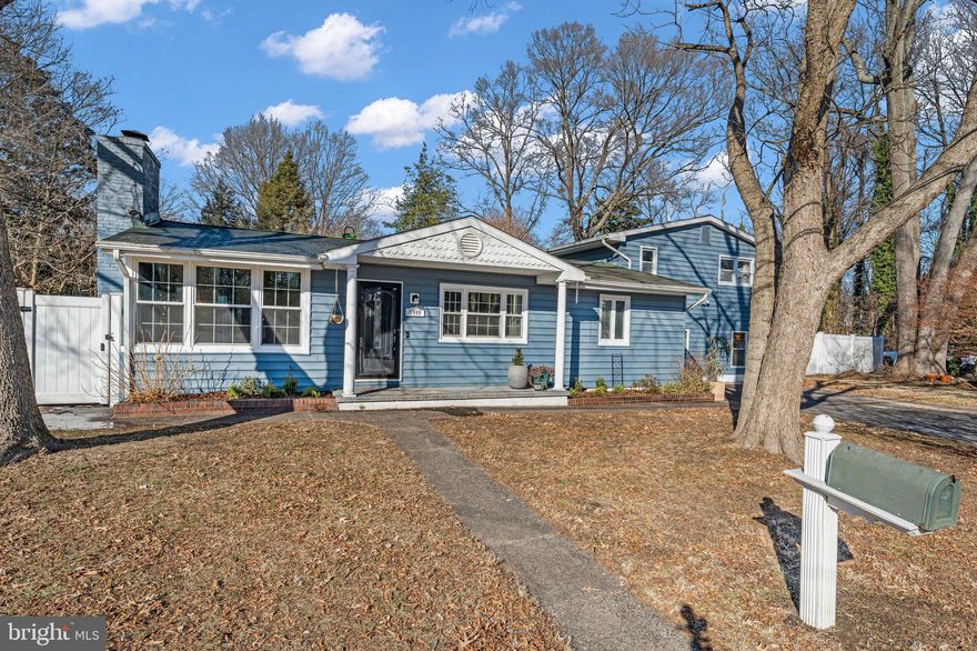 Discover this charming, well-maintained home in the sought-after Venice On The Bay community! With nearby access to a private beach and stunning water views right from your front porch, this home is perfect for making unforgettable spring and summer memories.

Inside, you’ll find numerous updates, including newer plumbing throughout, an on-demand propane water heater, and an updated water softener and treatment system. The home has been tastefully cared for and offers plenty of space for everyone to enjoy.

Step outside to your private backyard oasis, enclosed by a privacy fence, ideal for hosting gatherings or enjoying peaceful seclusion. Bonus: the property includes chickens and a chicken coop for fresh eggs and delightful backyard companions.

Don’t miss this opportunity to own a slice of paradise—schedule your showing today!