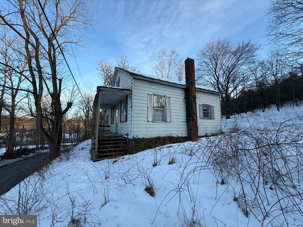 Photo of 140 Creek Road, SHERMANS DALE, PA 17090 (MLS # PAPY2008946)