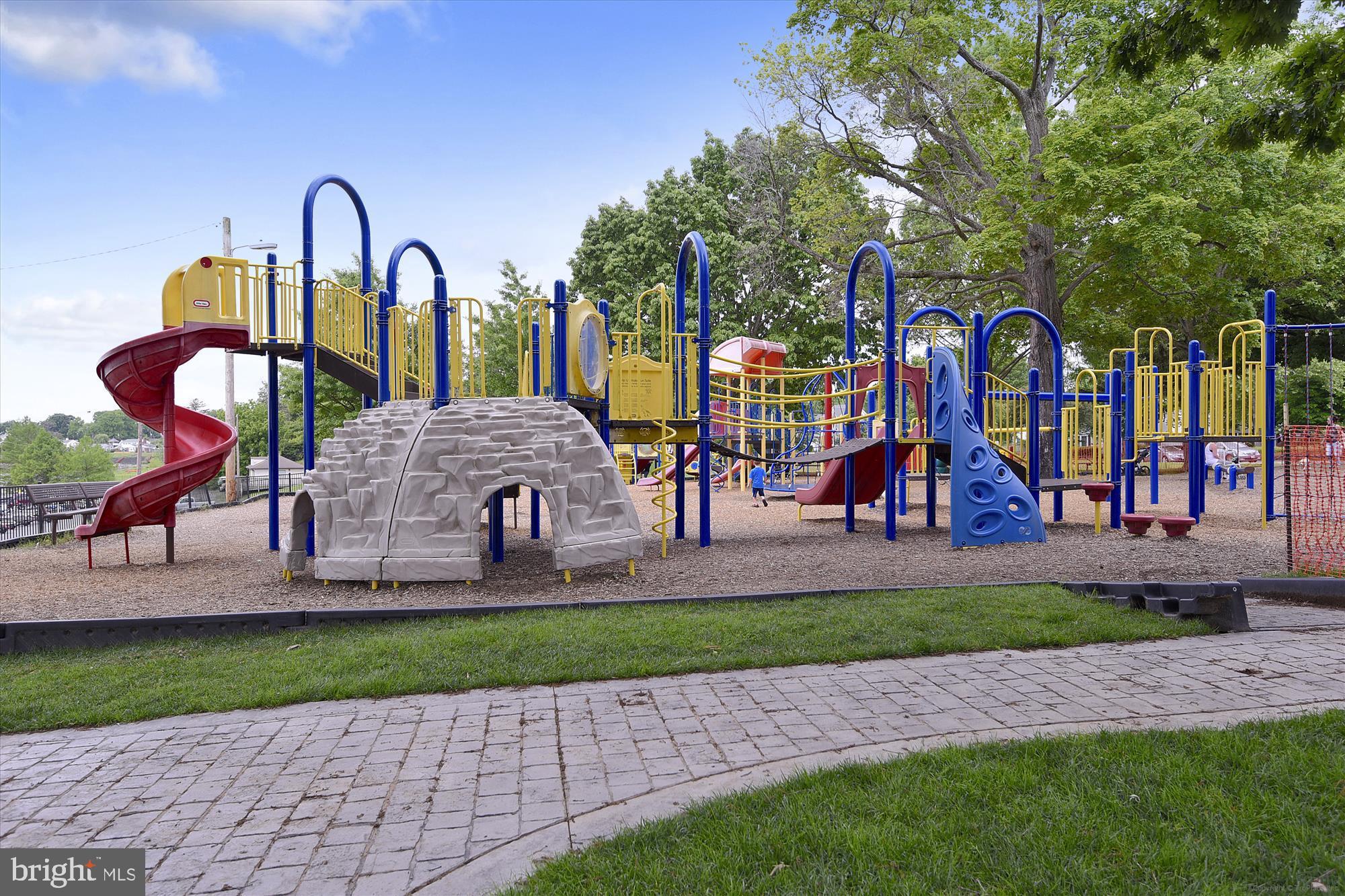 BULLE ROCK - Residential Lease