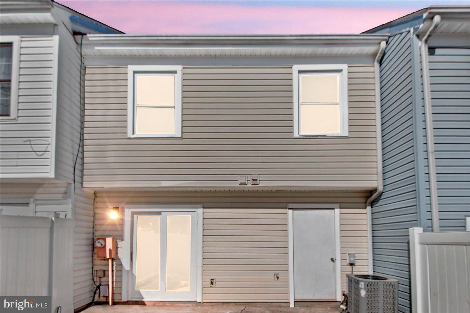 STAFFORD MEADOWS - Residential